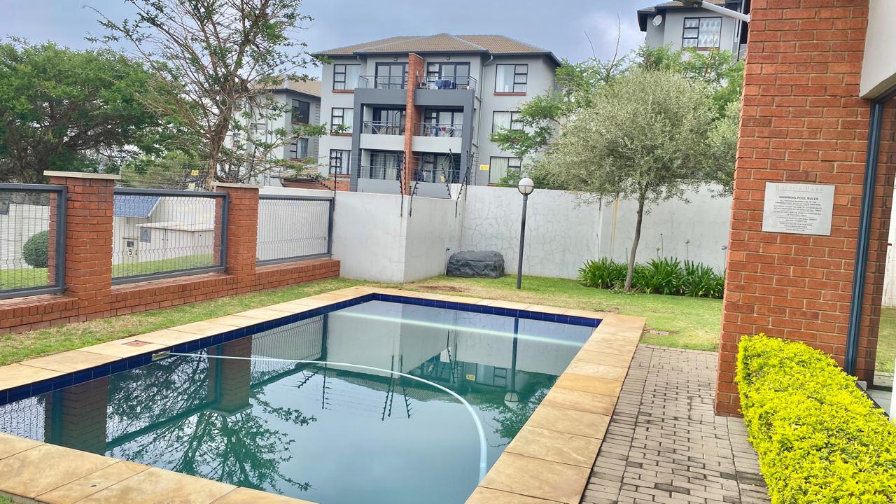 3 Bedroom Property for Sale in Oakdene Gauteng