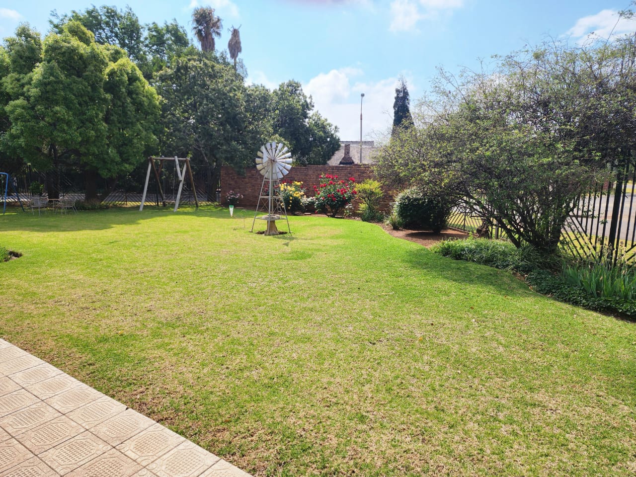 To Let 1 Bedroom Property for Rent in Witfield Gauteng