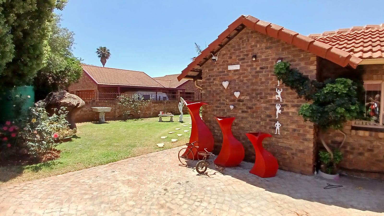 4 Bedroom Property for Sale in Doornpoort Gauteng