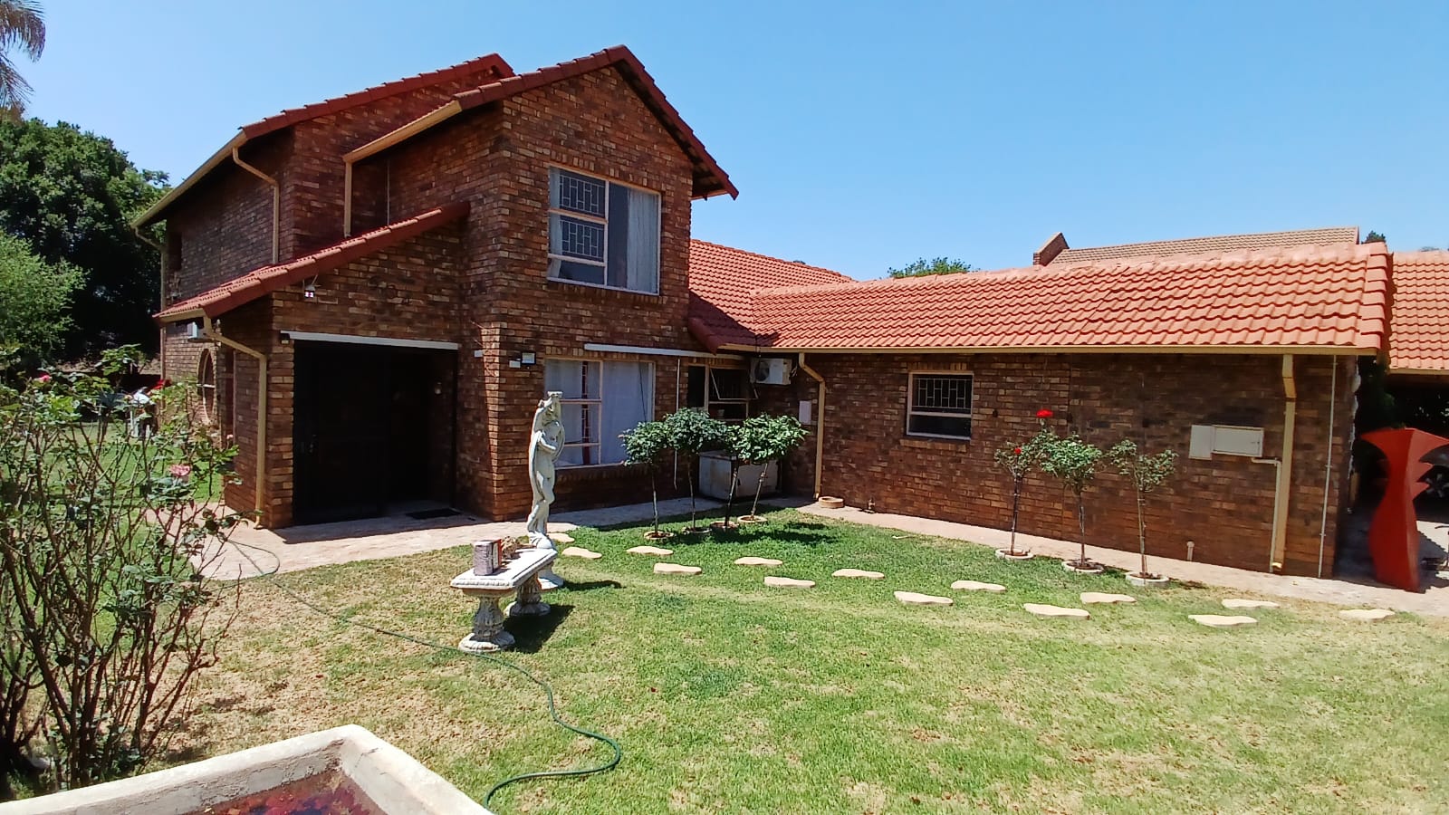 4 Bedroom Property for Sale in Doornpoort Gauteng