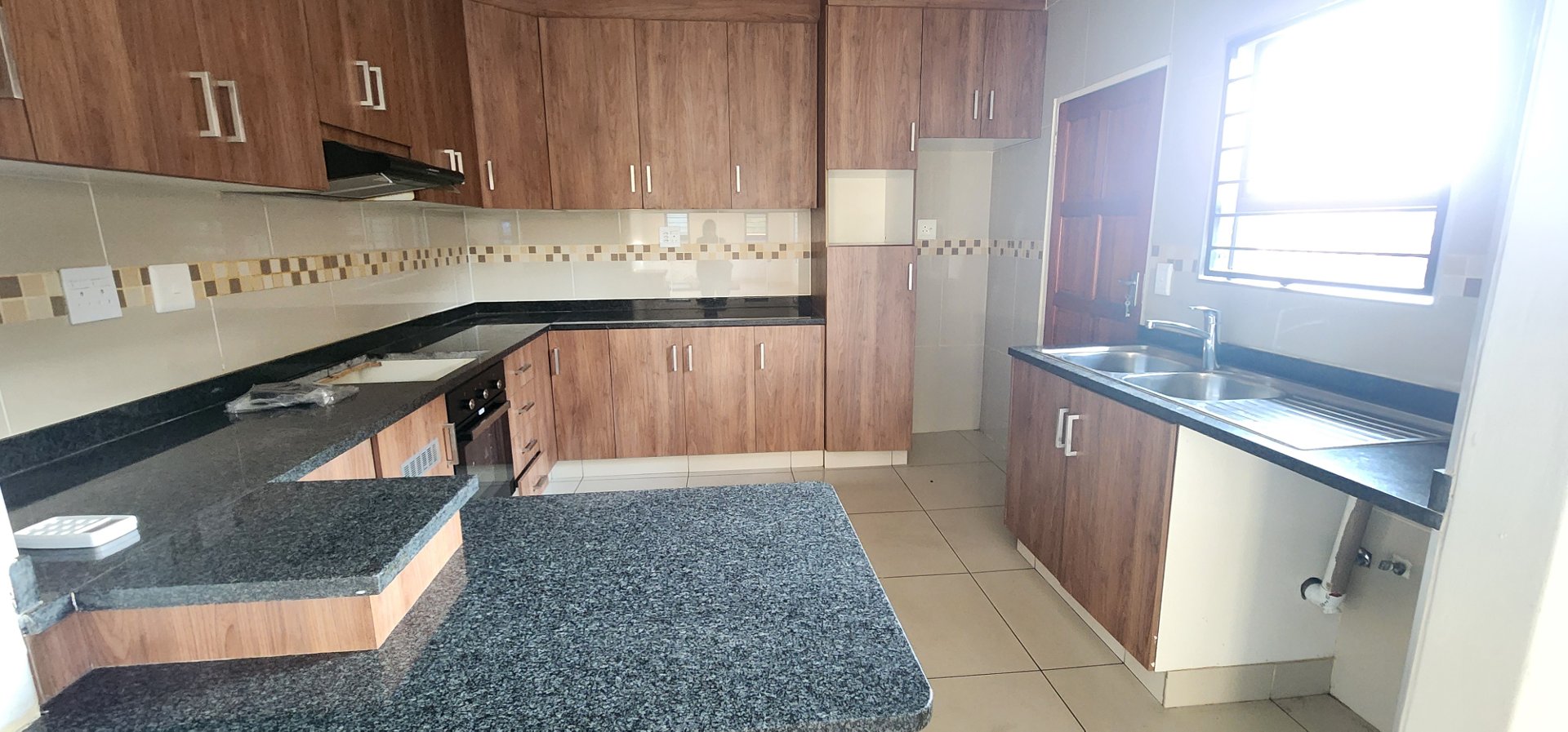 To Let 3 Bedroom Property for Rent in Erasmia Gauteng