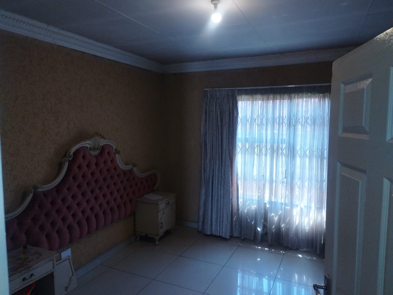 4 Bedroom Property for Sale in Klippoortje Gauteng