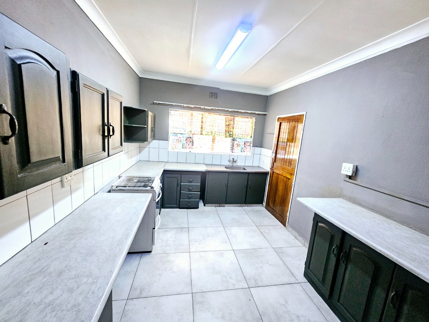 To Let 3 Bedroom Property for Rent in Erasmia Gauteng