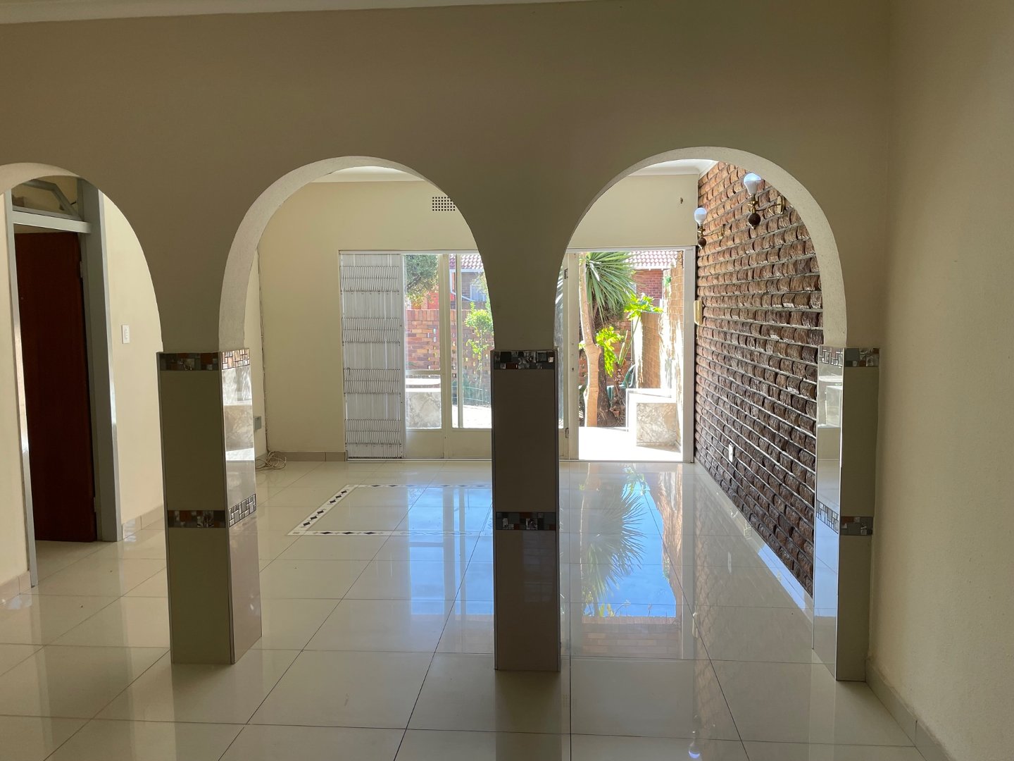 3 Bedroom Property for Sale in Barvallen Gauteng