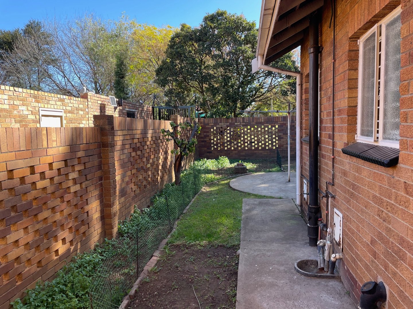 3 Bedroom Property for Sale in Barvallen Gauteng