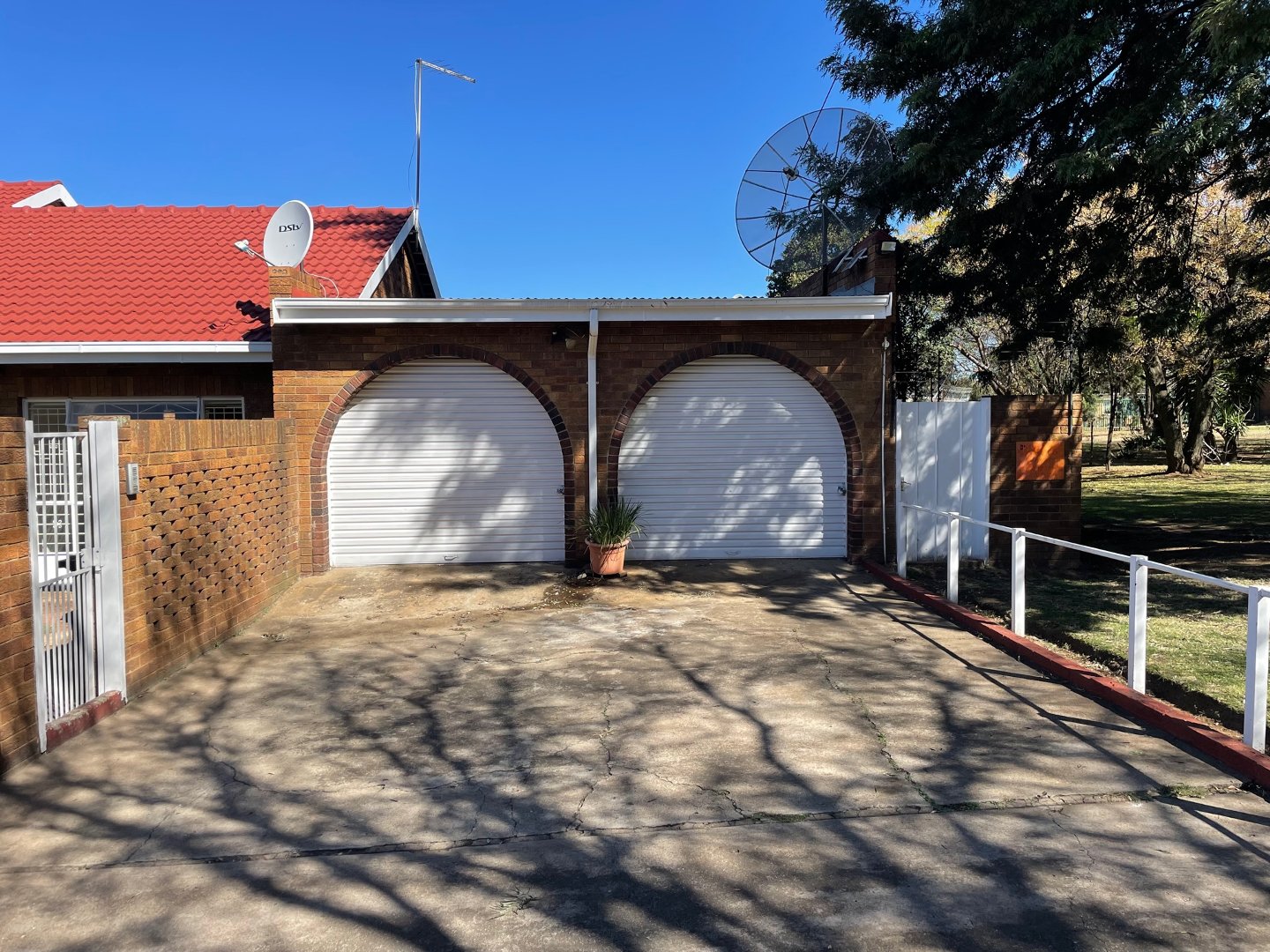 3 Bedroom Property for Sale in Barvallen Gauteng