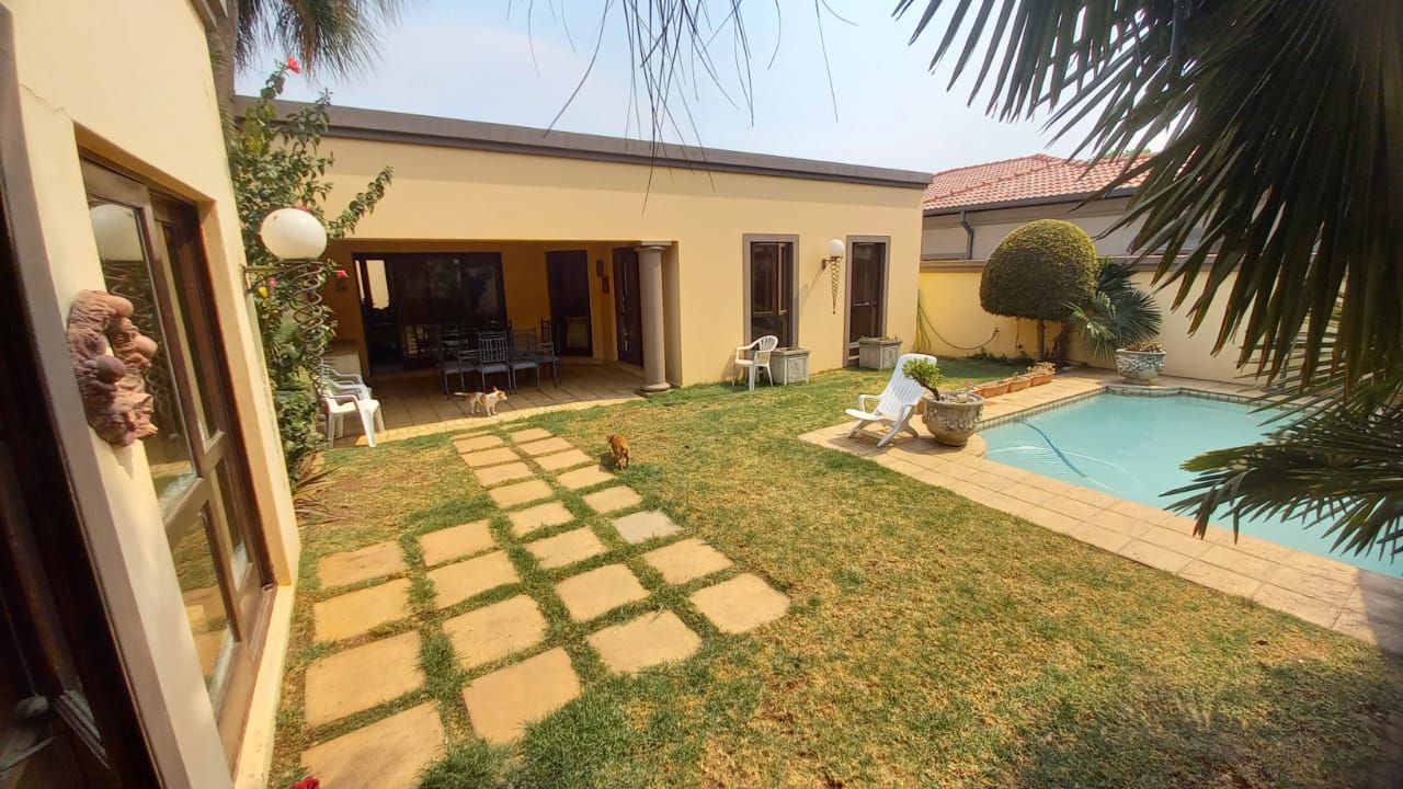 4 Bedroom Property for Sale in Bedfordview Gauteng