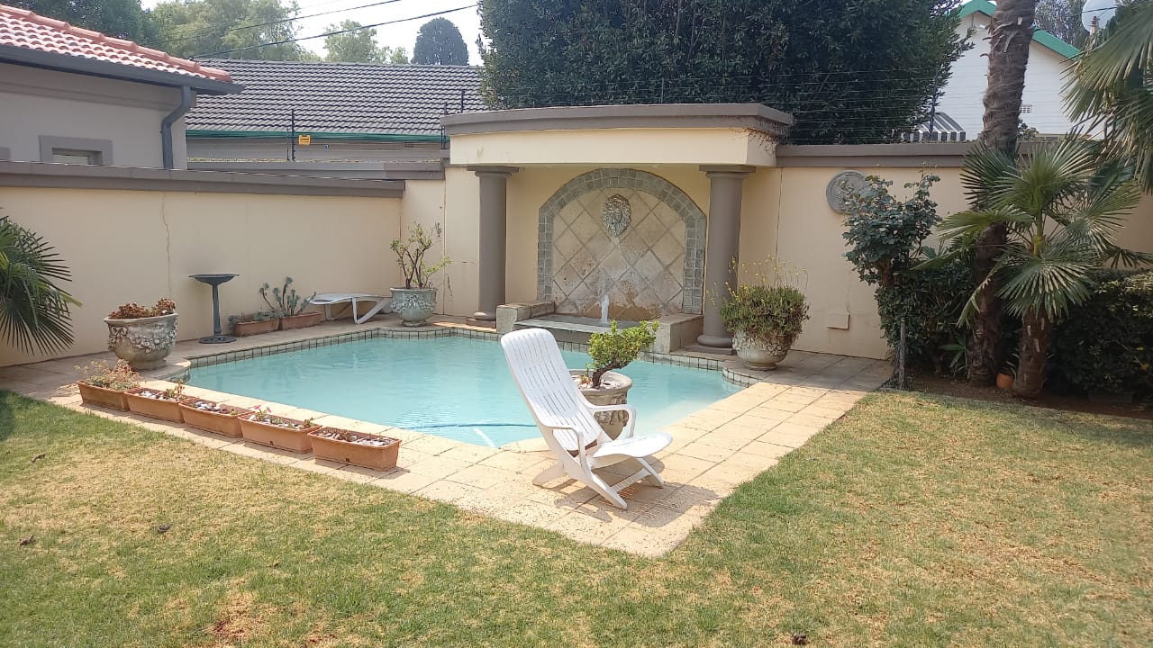 4 Bedroom Property for Sale in Bedfordview Gauteng