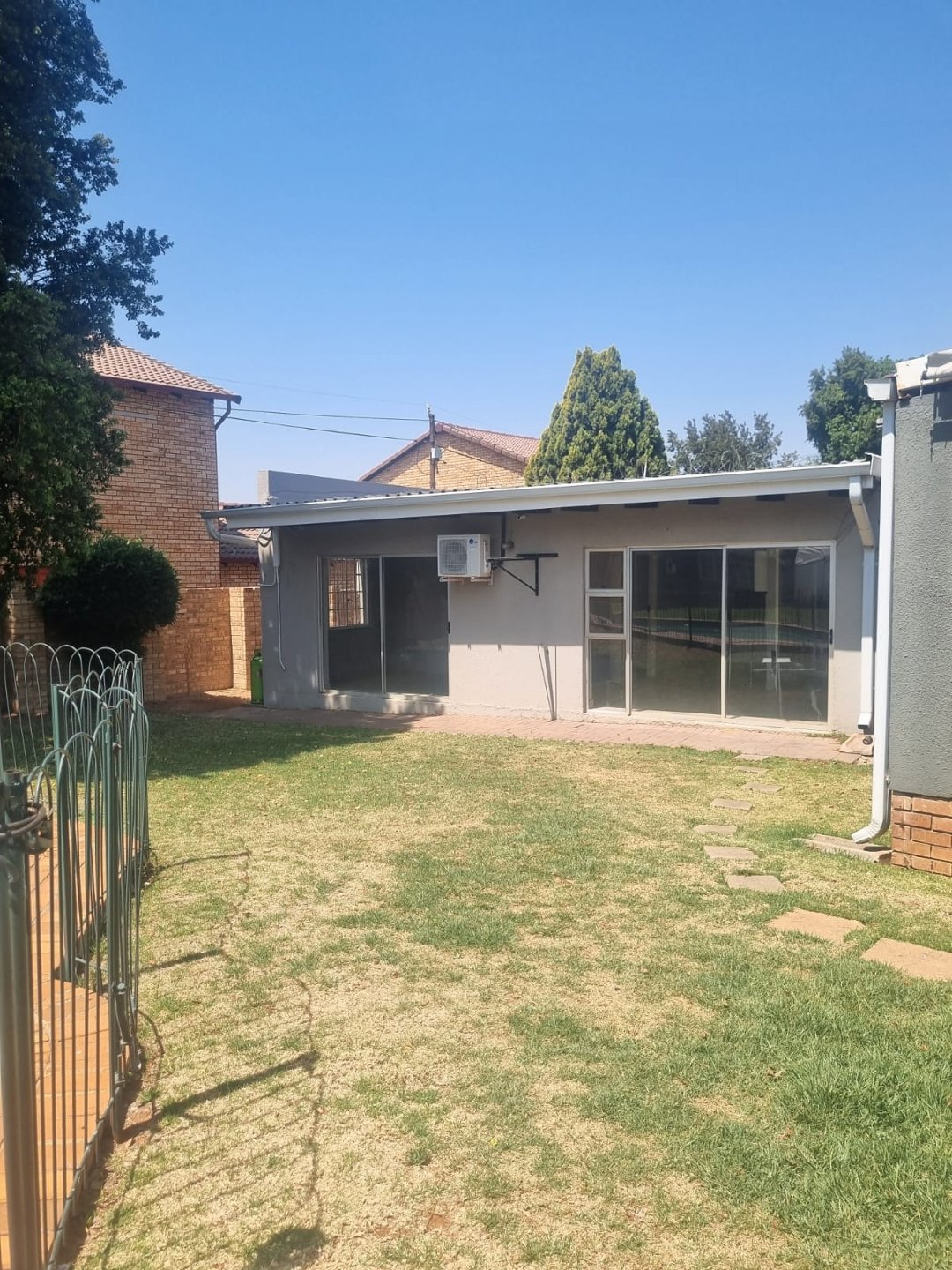 To Let 2 Bedroom Property for Rent in Randpark Ridge Gauteng