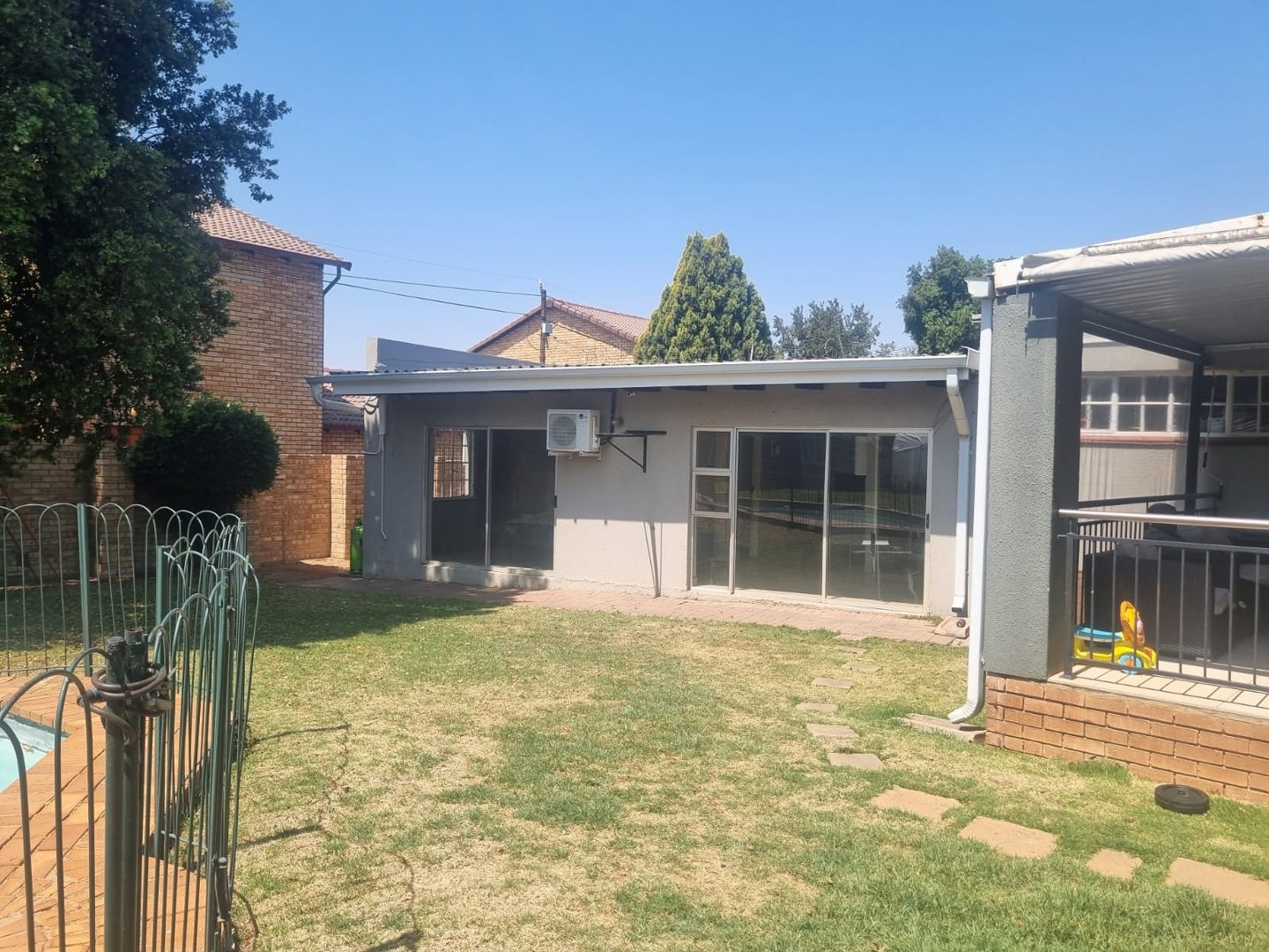 To Let 2 Bedroom Property for Rent in Randpark Ridge Gauteng