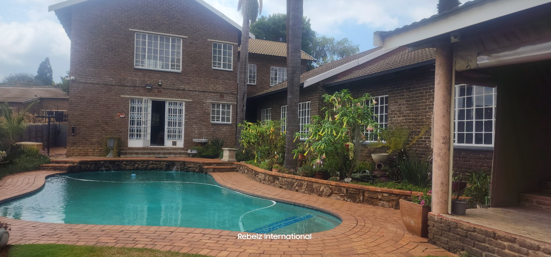 8 Bedroom Property for Sale in Wilro Park Gauteng