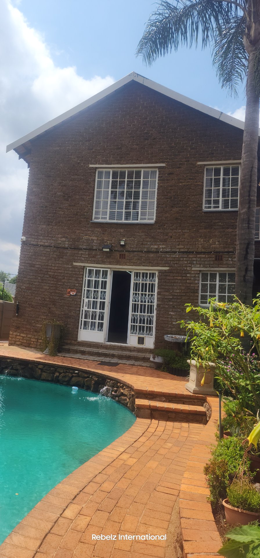 8 Bedroom Property for Sale in Wilro Park Gauteng