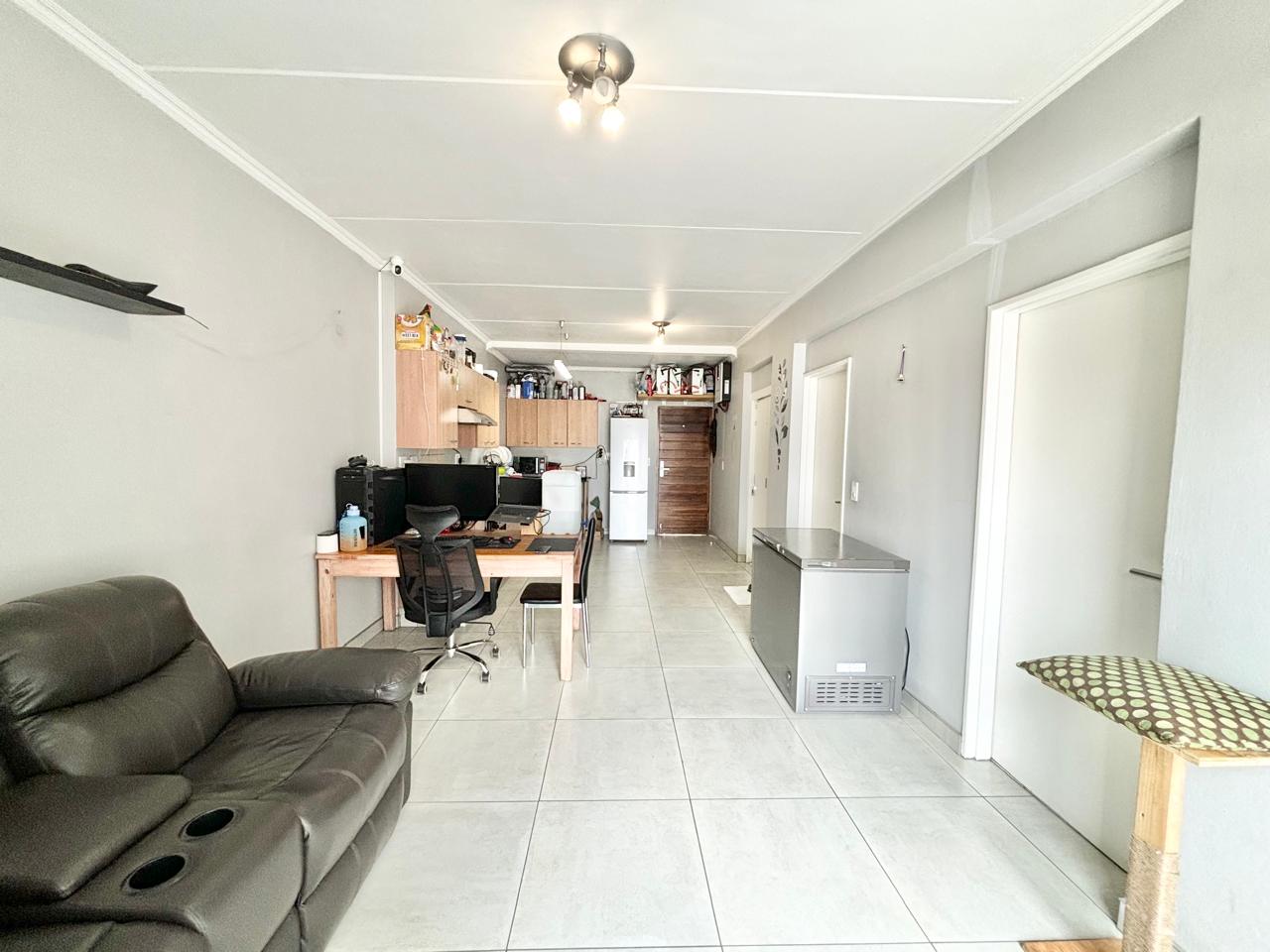 To Let 2 Bedroom Property for Rent in Sunninghill Gauteng