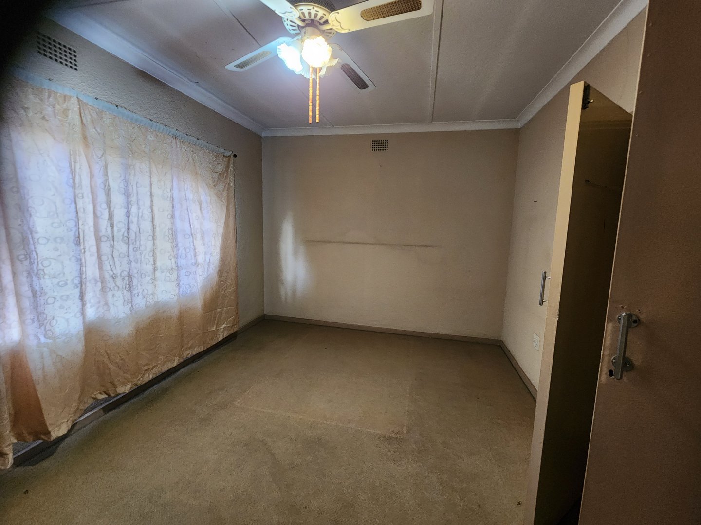 To Let 3 Bedroom Property for Rent in Elsburg Gauteng