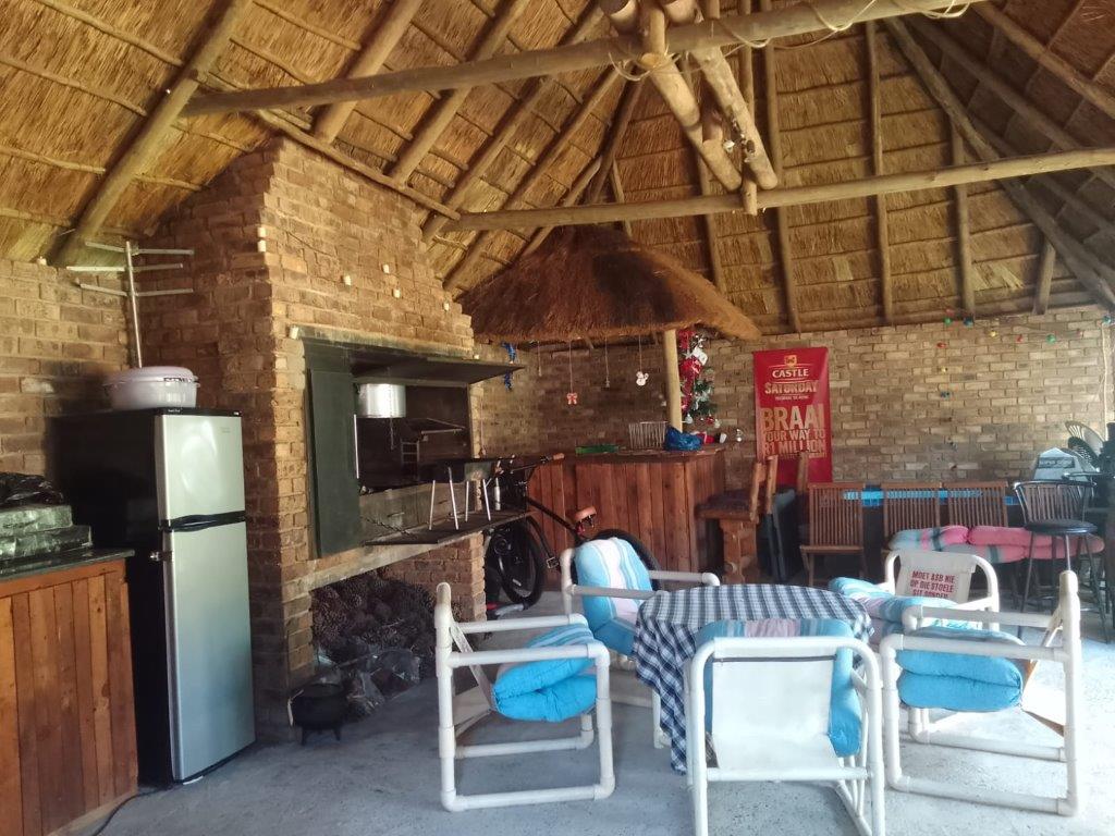 7 Bedroom Property for Sale in Meyerspark Gauteng