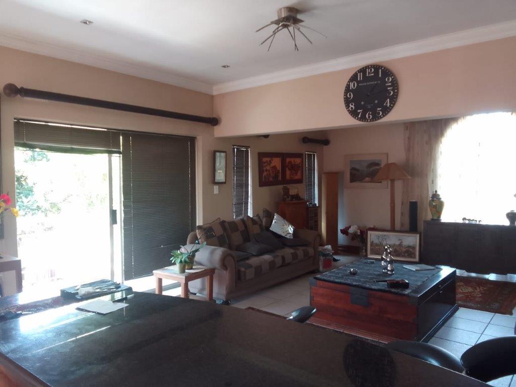 7 Bedroom Property for Sale in Meyerspark Gauteng