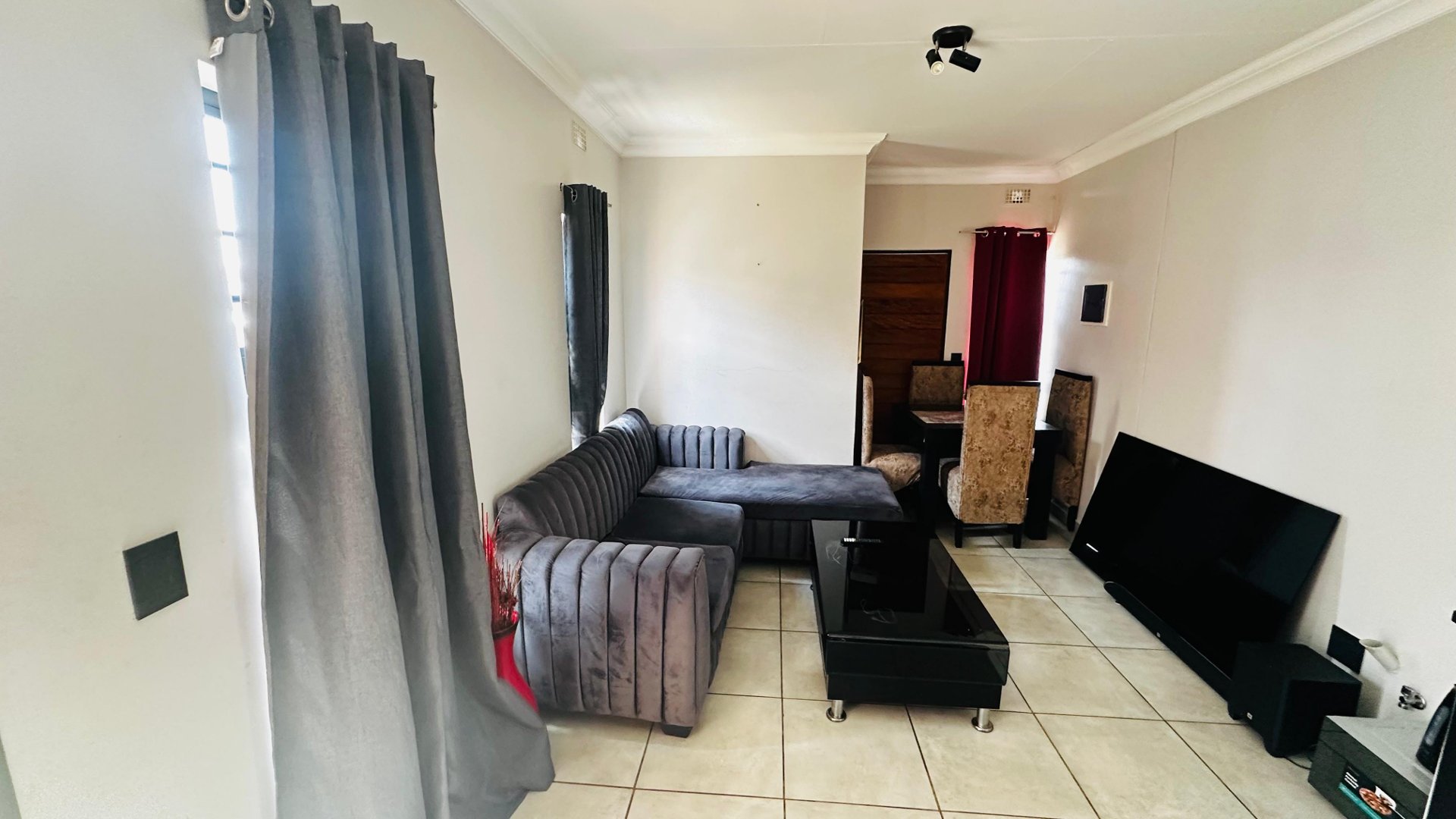 2 Bedroom Property for Sale in South Hills Gauteng