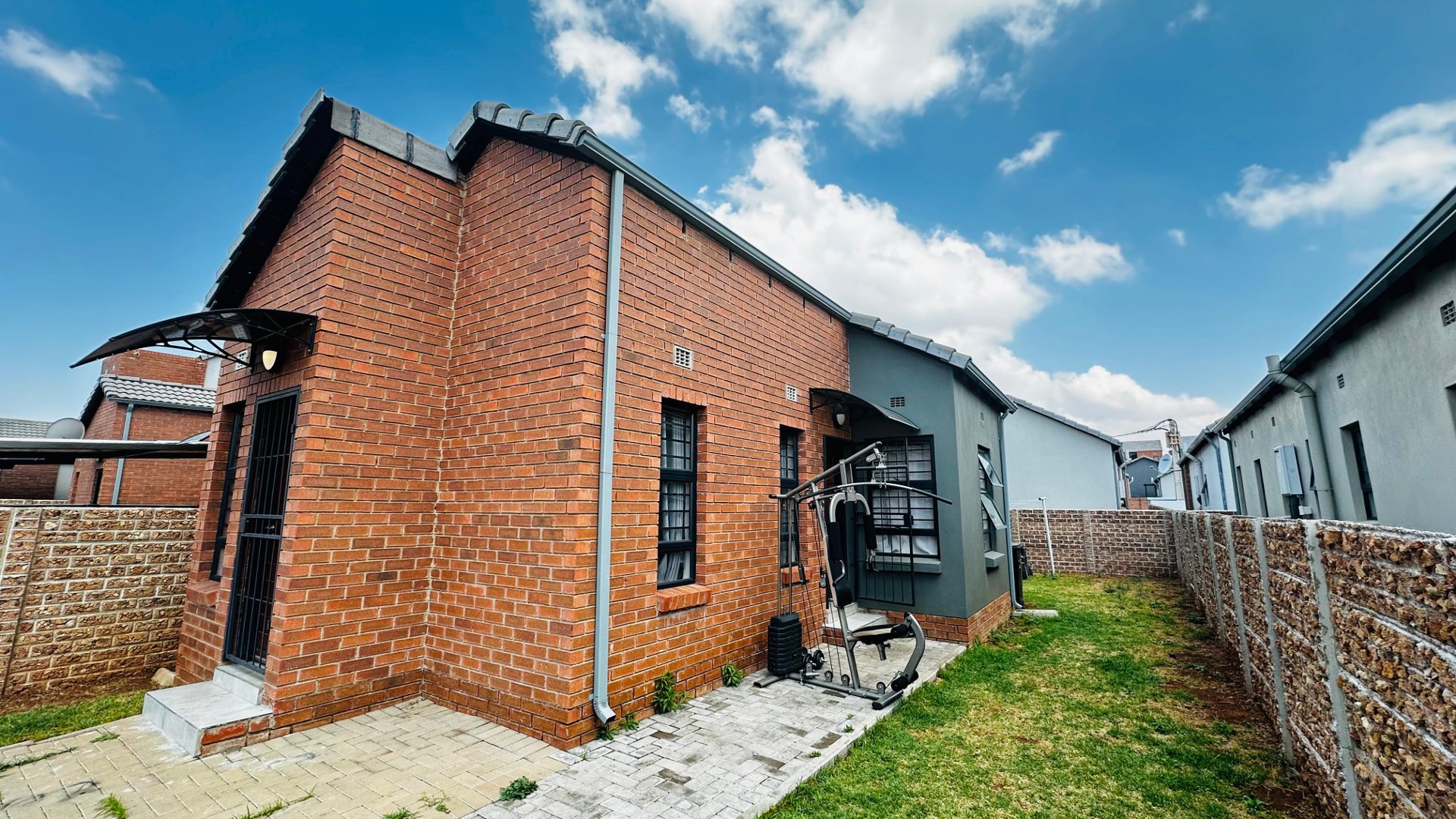 2 Bedroom Property for Sale in South Hills Gauteng