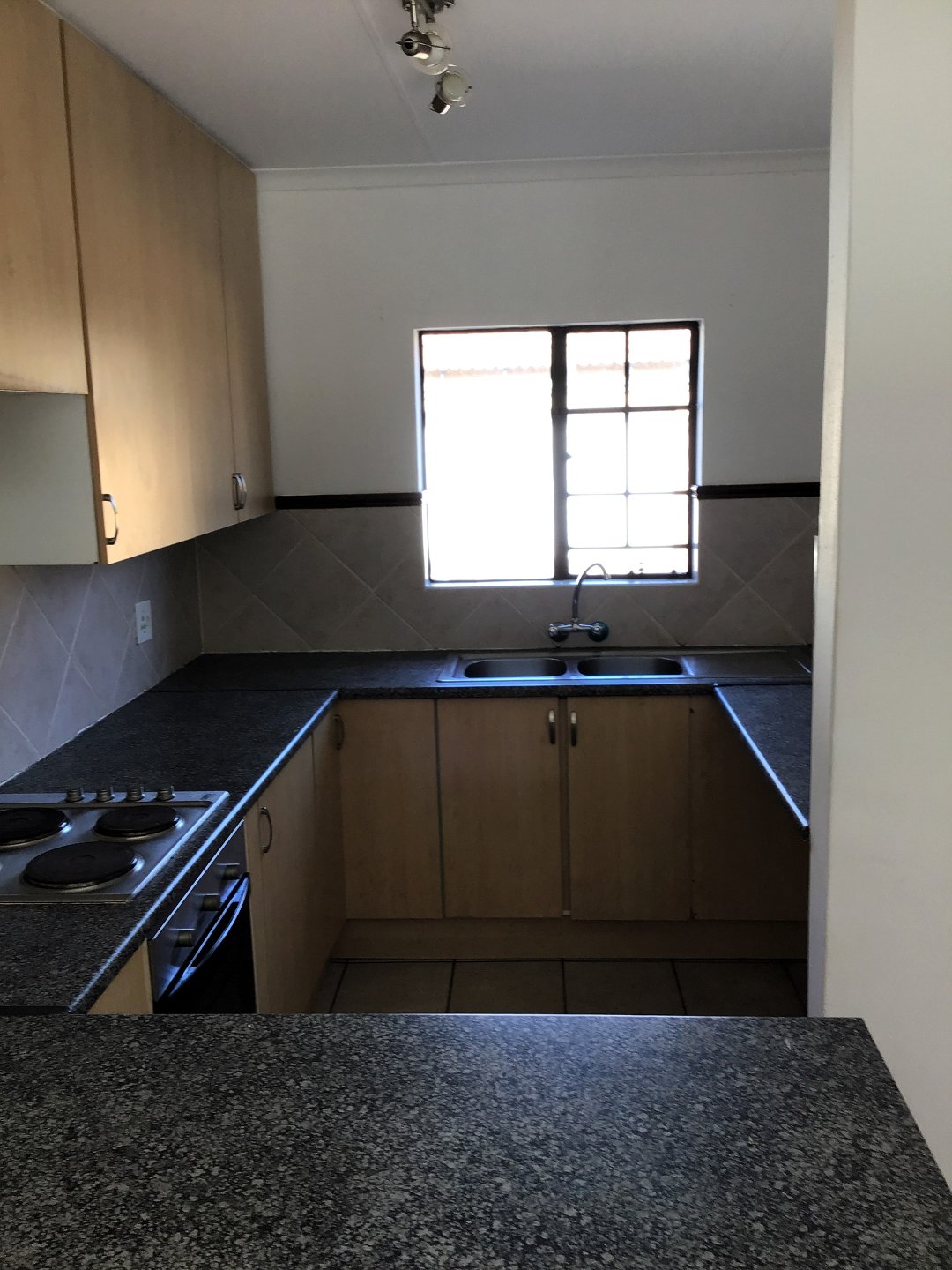 To Let 3 Bedroom Property for Rent in Equestria Gauteng