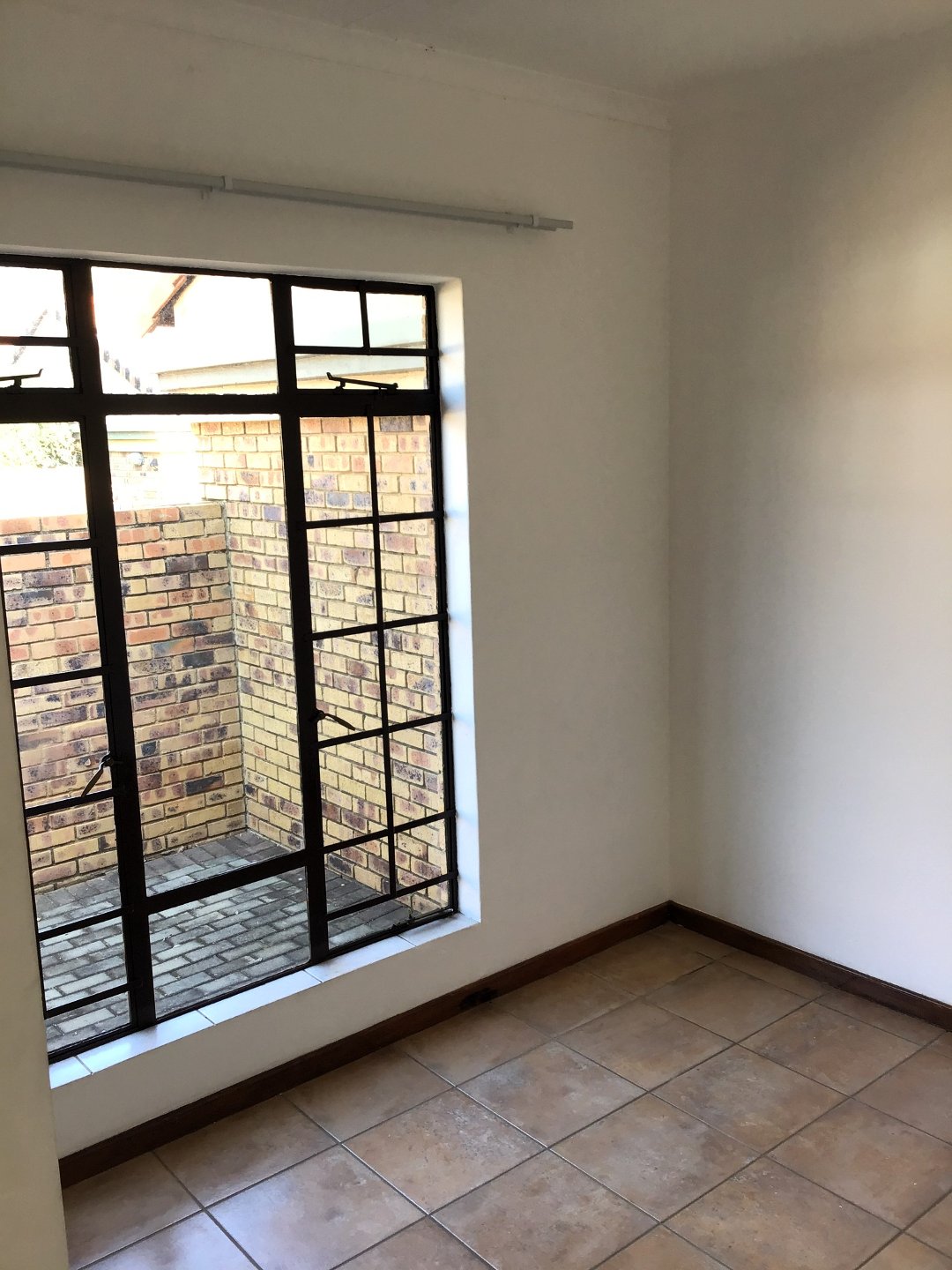 To Let 3 Bedroom Property for Rent in Equestria Gauteng