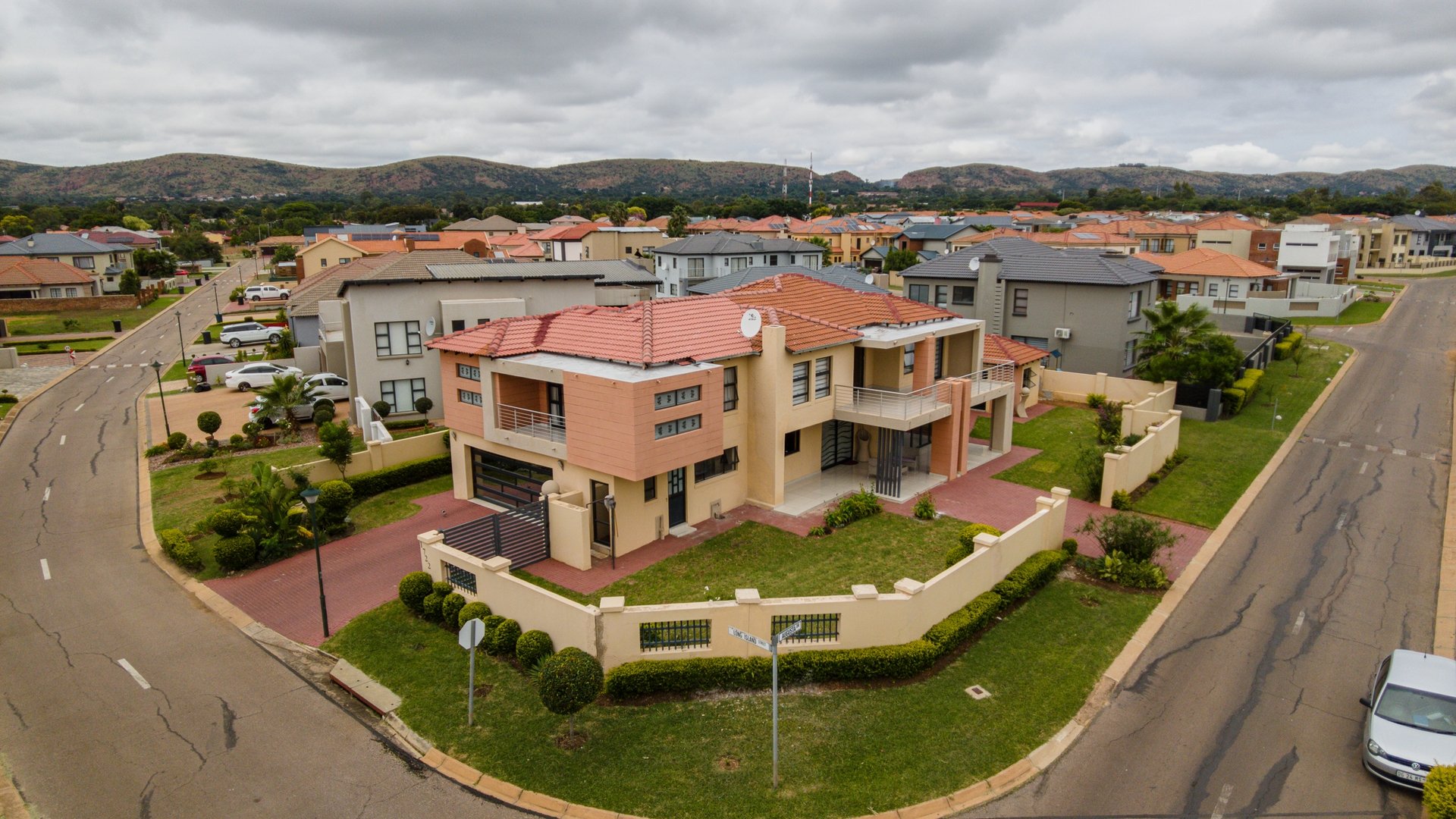 4 Bedroom Property for Sale in Theresa Park Gauteng