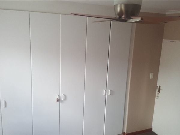 To Let 2 Bedroom Property for Rent in Broadacres Gauteng