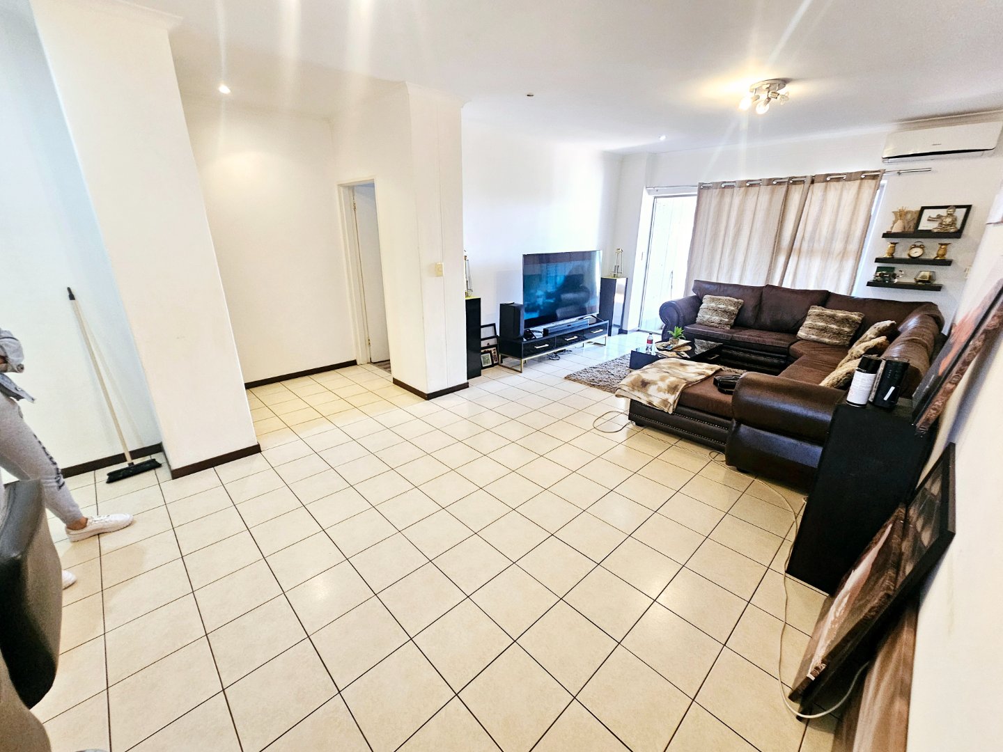 To Let 2 Bedroom Property for Rent in Sandton Central Gauteng