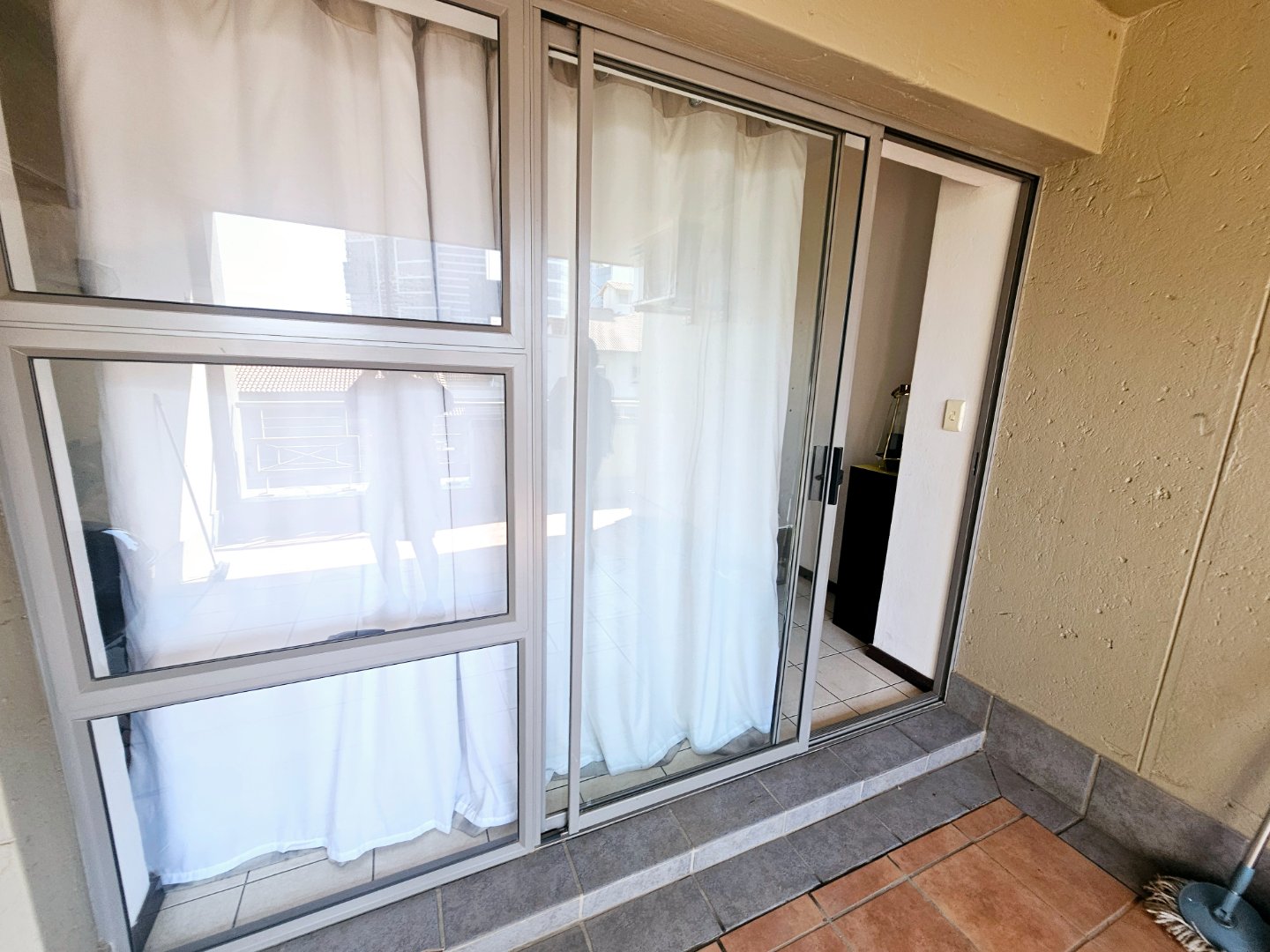 To Let 2 Bedroom Property for Rent in Sandton Central Gauteng