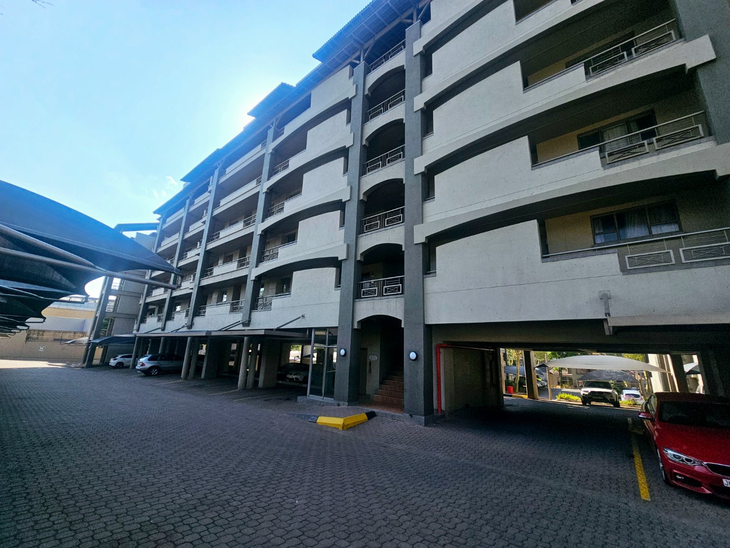 To Let 2 Bedroom Property for Rent in Sandton Central Gauteng