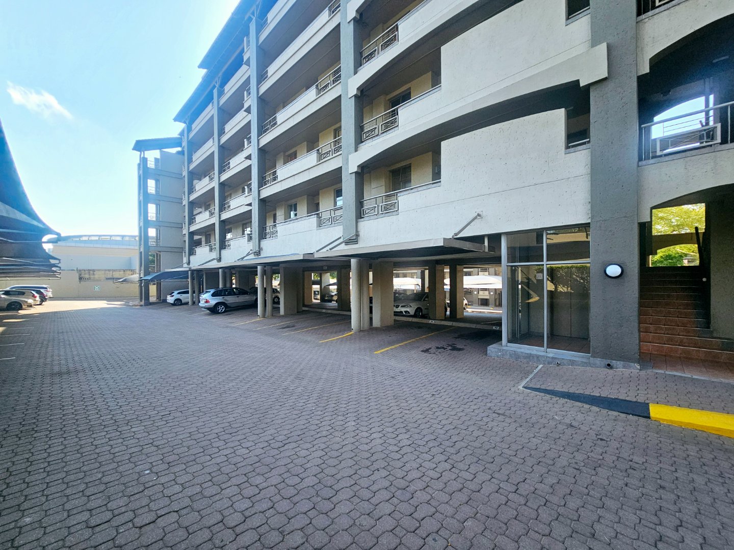 To Let 2 Bedroom Property for Rent in Sandton Central Gauteng