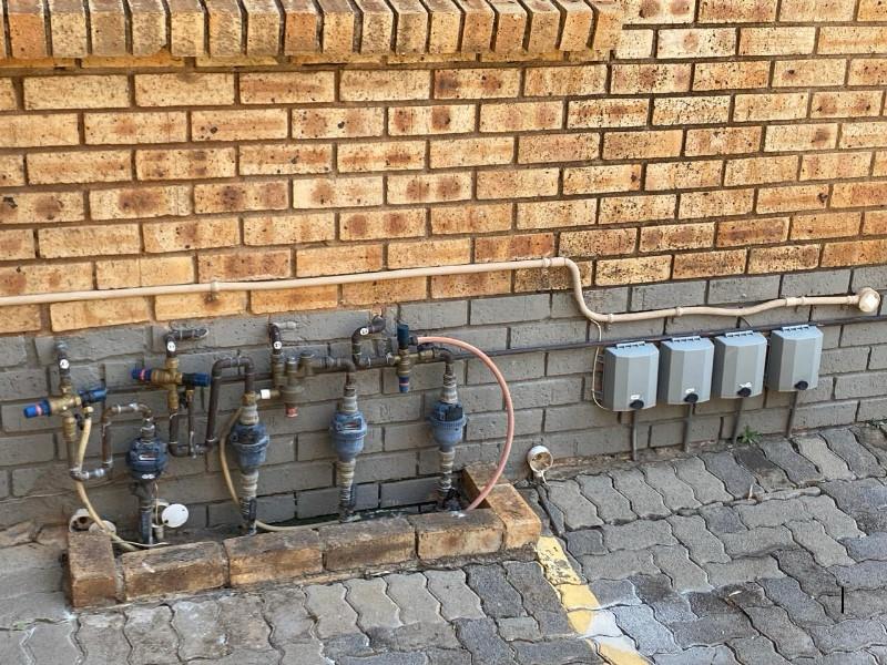 To Let 2 Bedroom Property for Rent in Mulbarton Gauteng