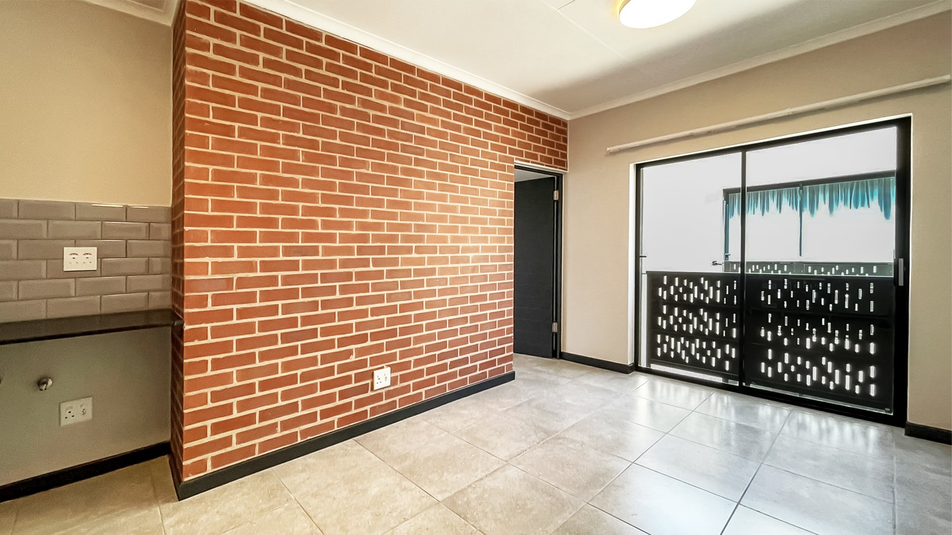 To Let 1 Bedroom Property for Rent in The Precinct Gauteng