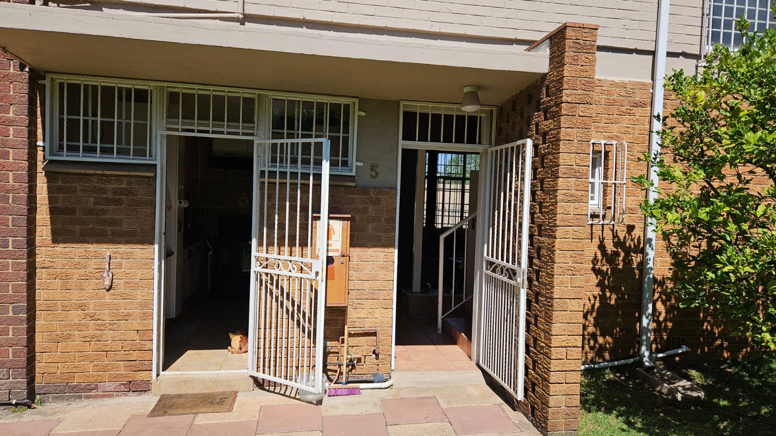 2 Bedroom Property for Sale in Creston Hill Gauteng