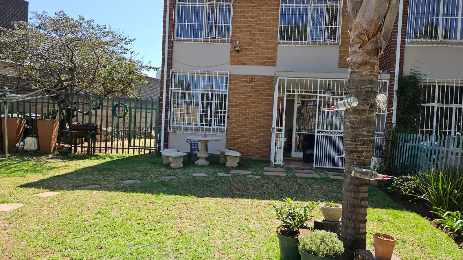 2 Bedroom Property for Sale in Creston Hill Gauteng