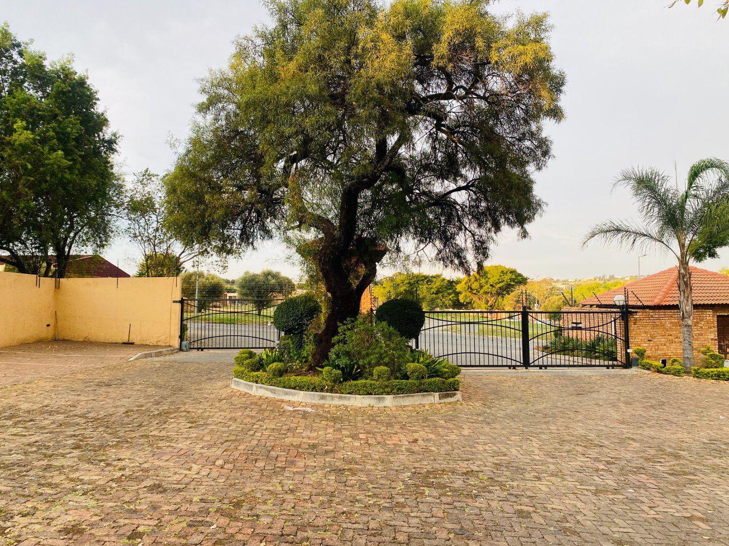 To Let 2 Bedroom Property for Rent in Halfway Gardens Gauteng