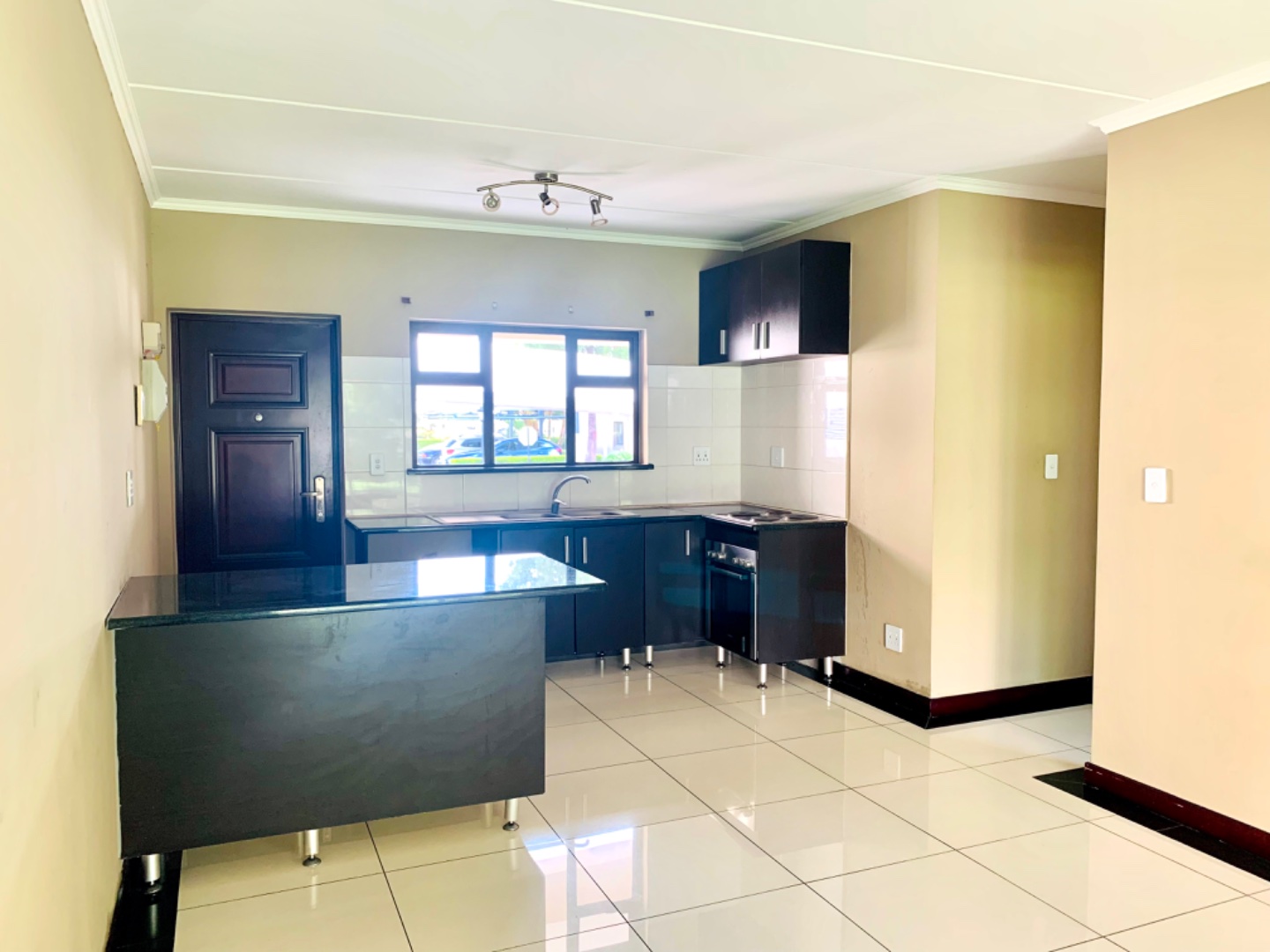 1 Bedroom Property for Sale in Noordwyk Gauteng