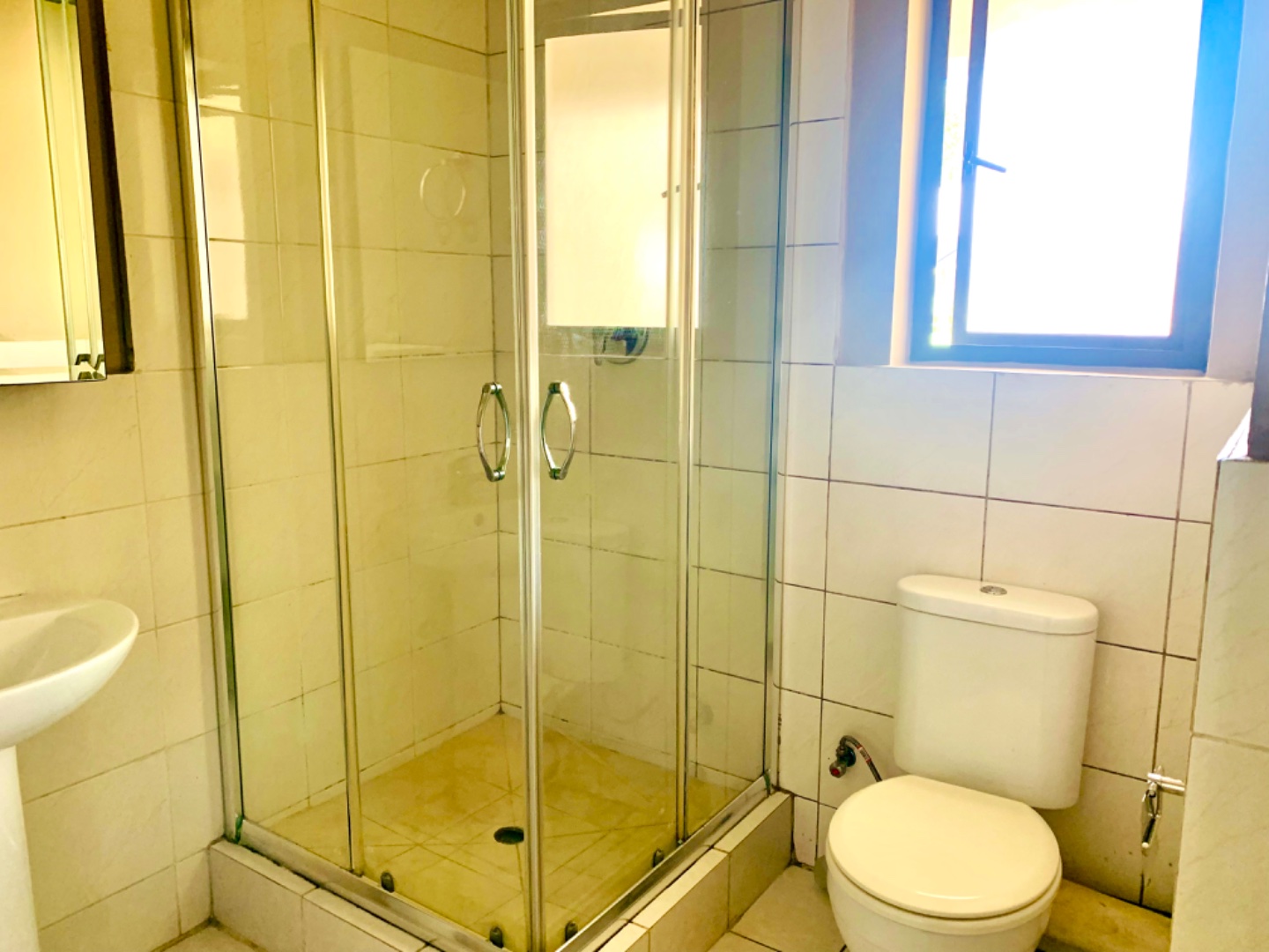 1 Bedroom Property for Sale in Noordwyk Gauteng