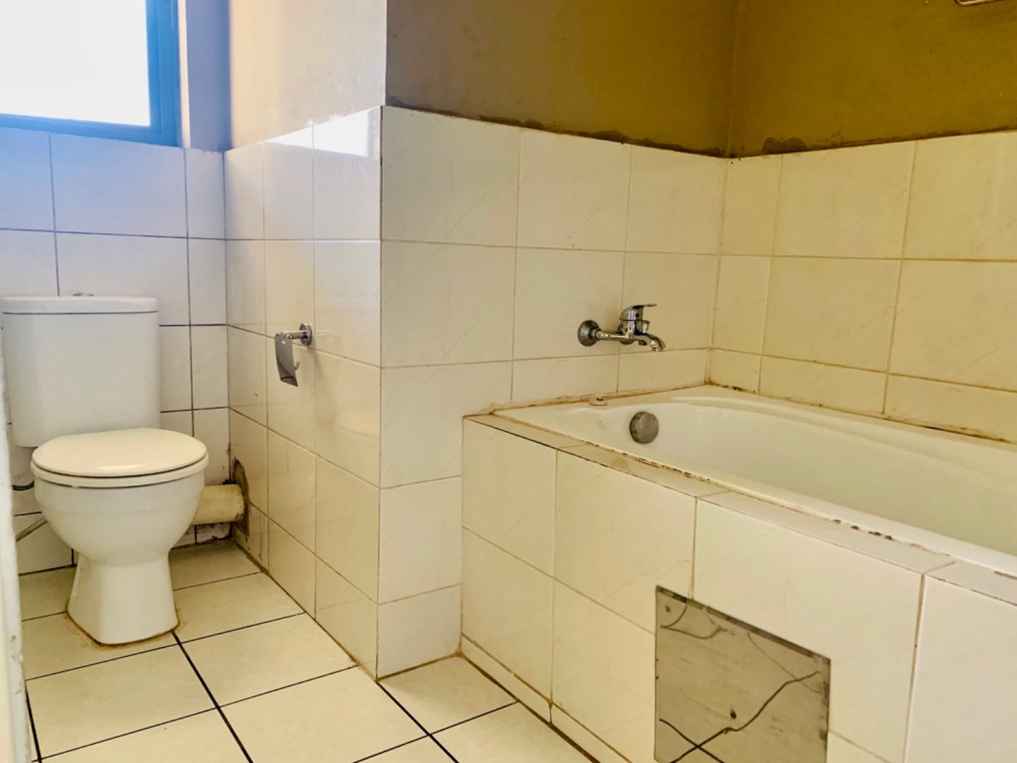 1 Bedroom Property for Sale in Noordwyk Gauteng