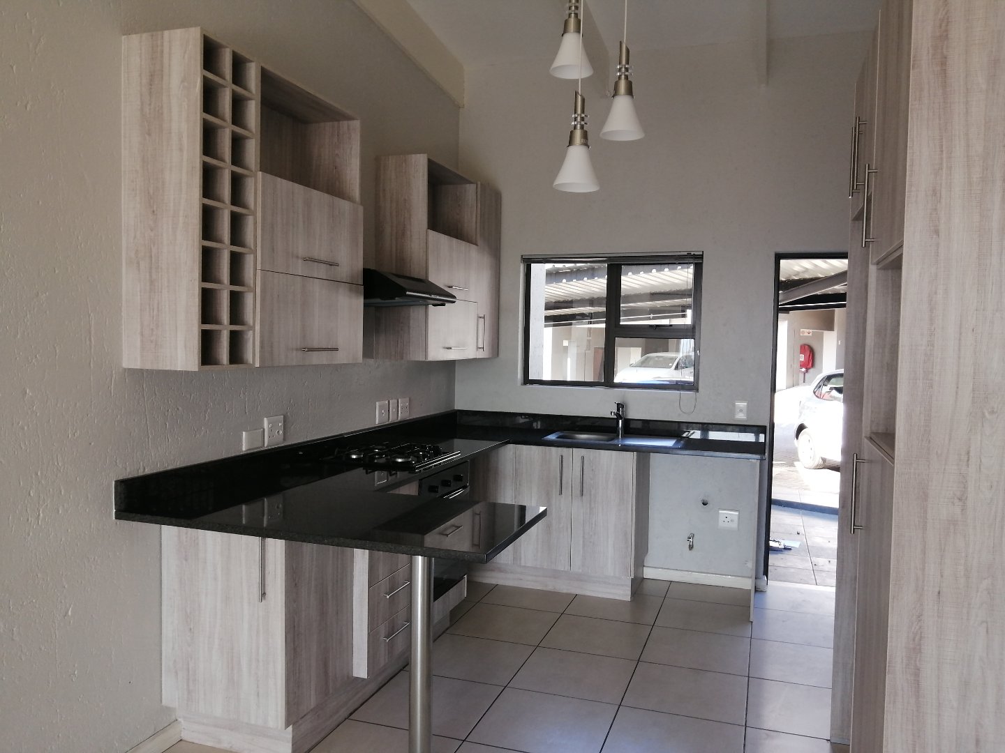 To Let 1 Bedroom Property for Rent in Florida Hills Gauteng