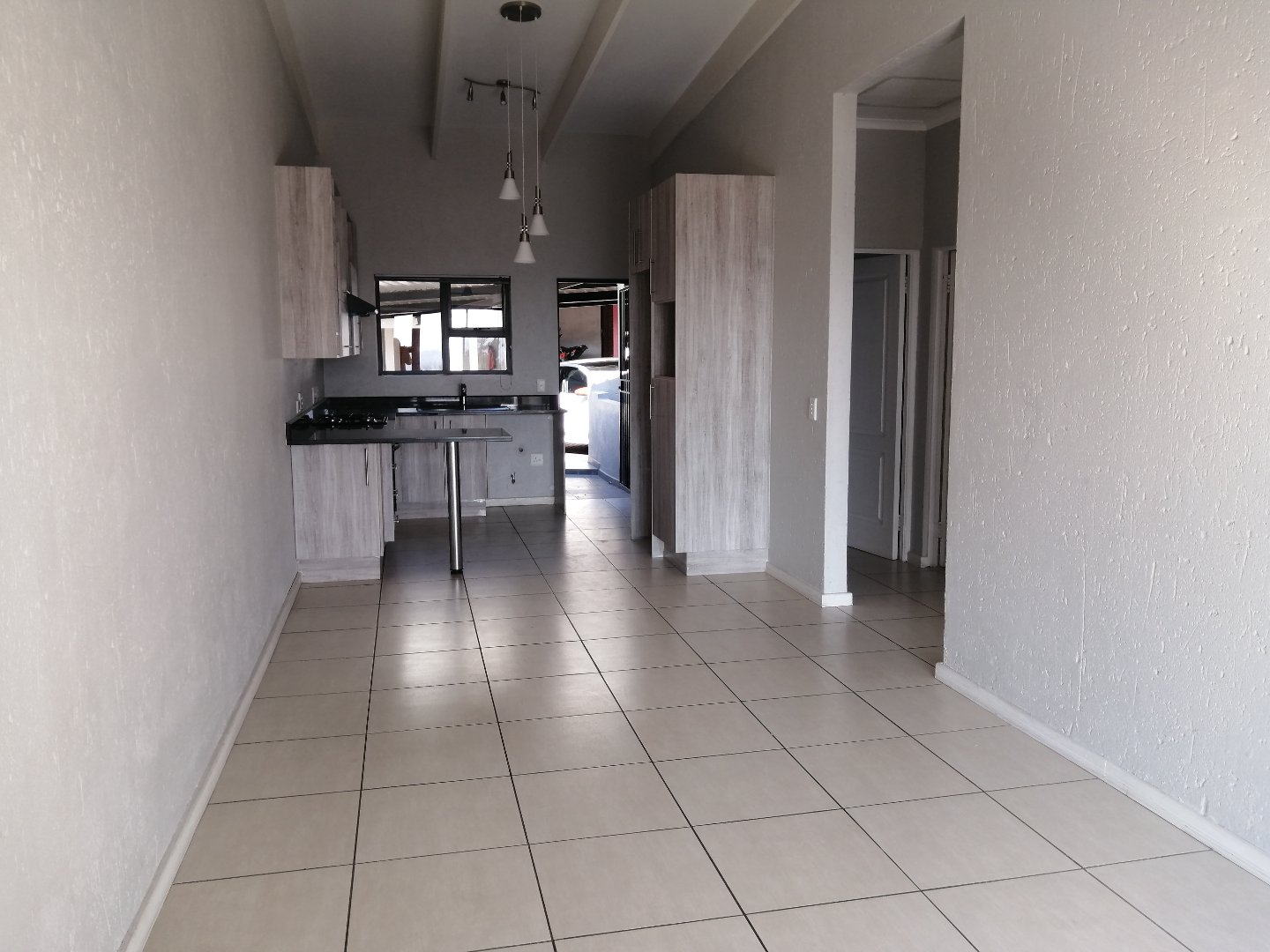 To Let 1 Bedroom Property for Rent in Florida Hills Gauteng