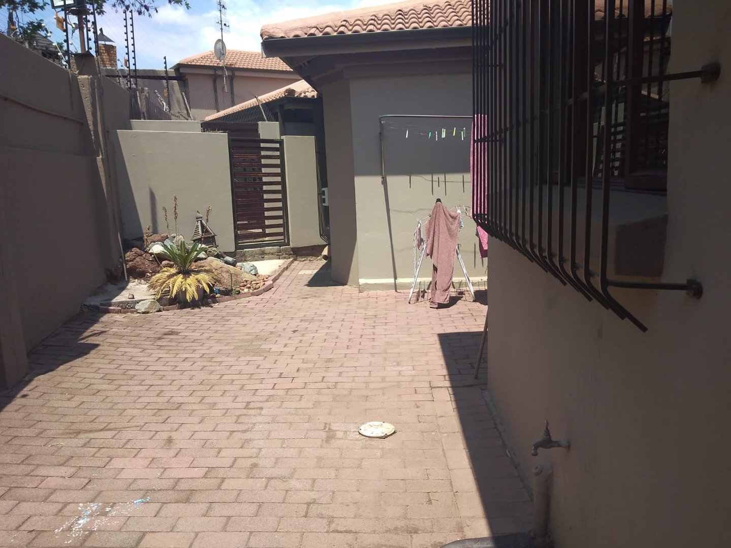 3 Bedroom Property for Sale in Bassonia Gauteng