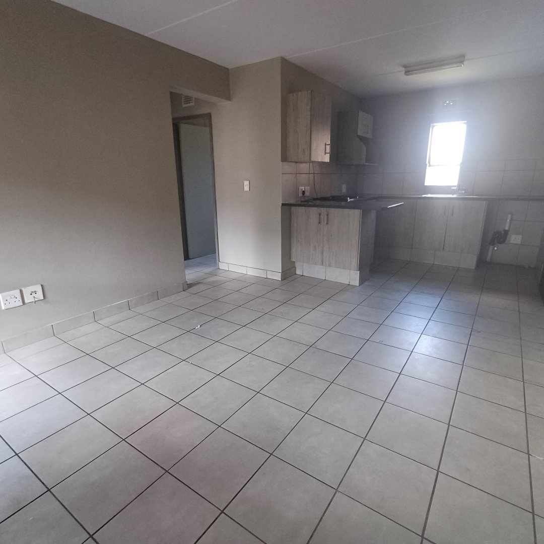 2 Bedroom Property for Sale in Heuweloord Gauteng