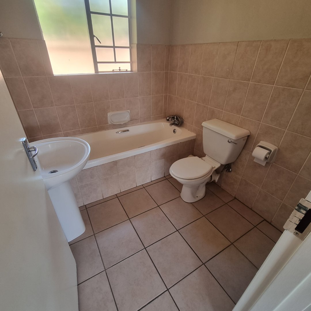 2 Bedroom Property for Sale in Amberfield Heights Gauteng