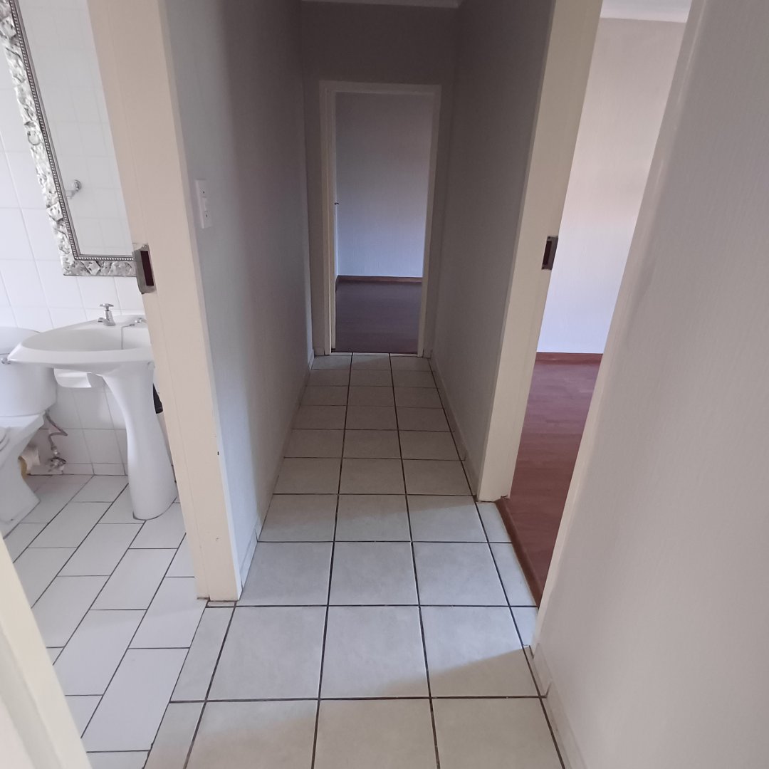 2 Bedroom Property for Sale in Wierda Park Gauteng