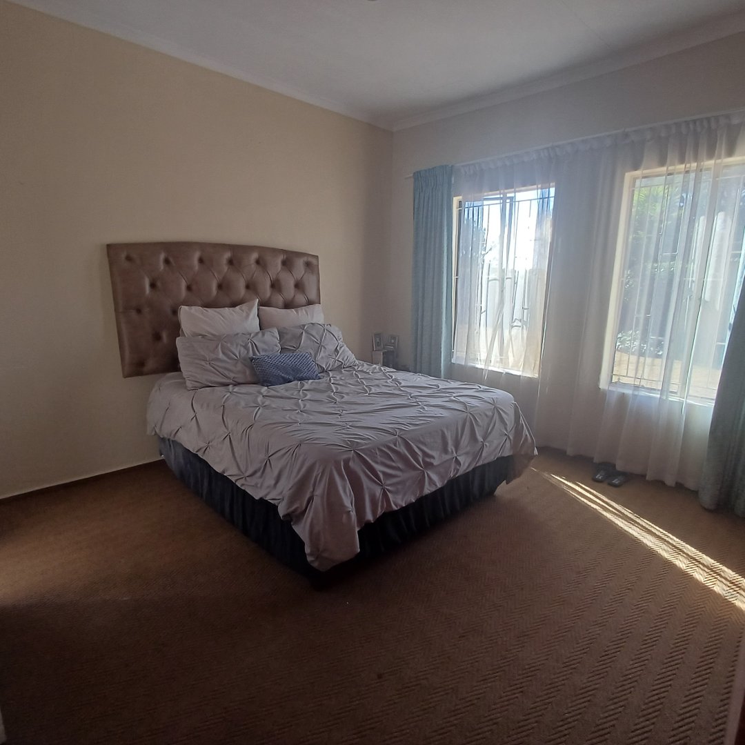 3 Bedroom Property for Sale in Heuwelsig Estate Gauteng