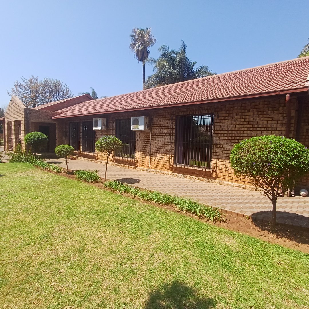 3 Bedroom Property for Sale in Wierda Park Gauteng