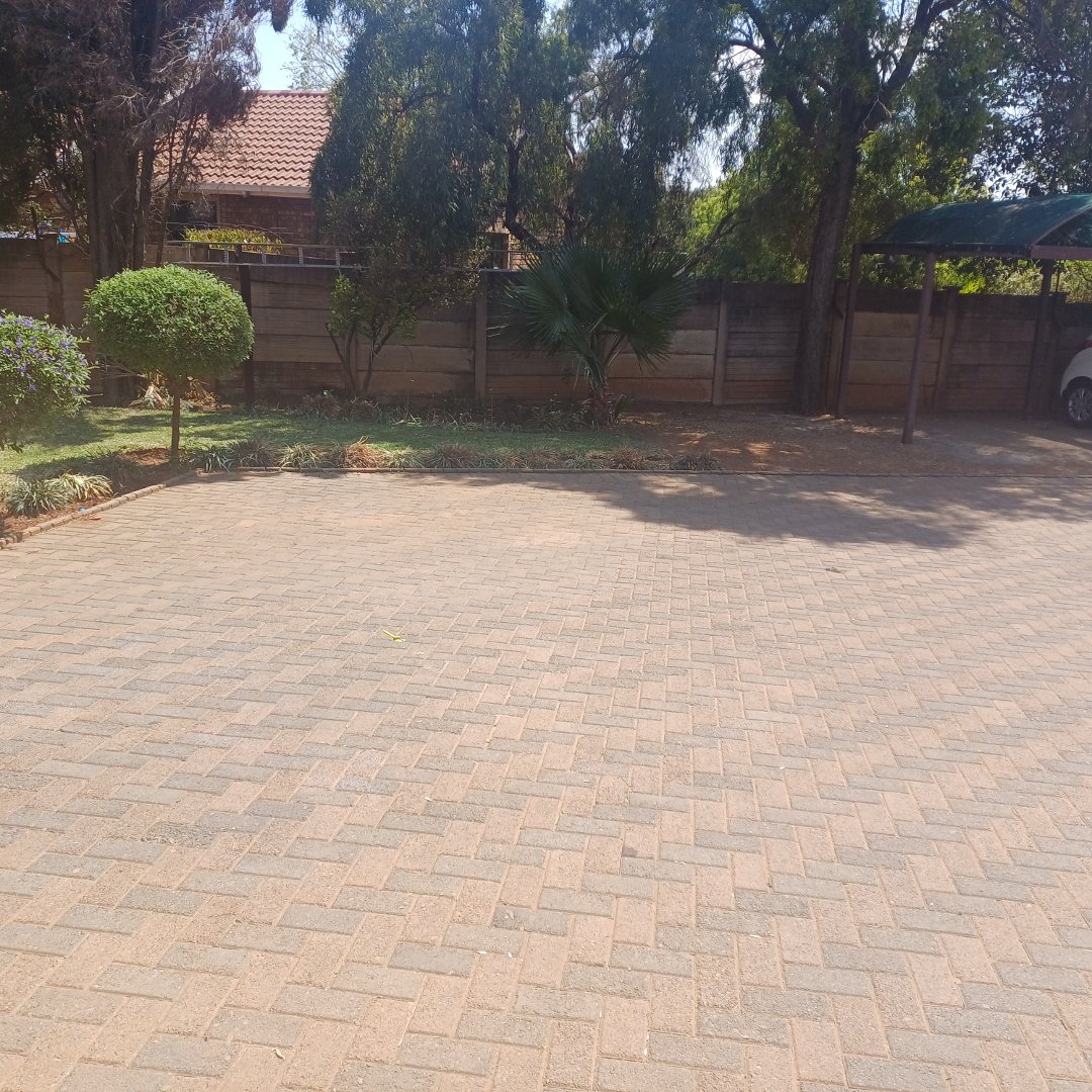 3 Bedroom Property for Sale in Wierda Park Gauteng