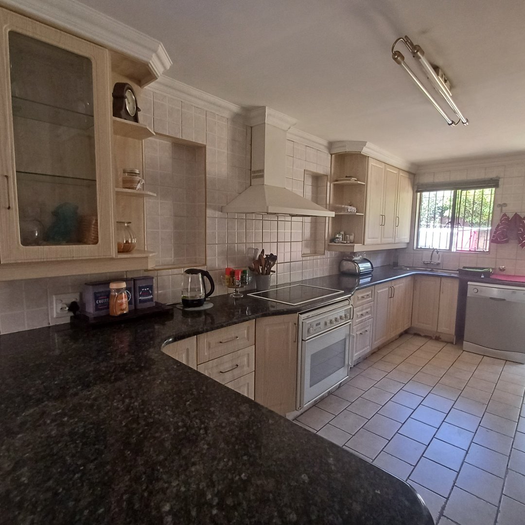 3 Bedroom Property for Sale in Wierda Park Gauteng