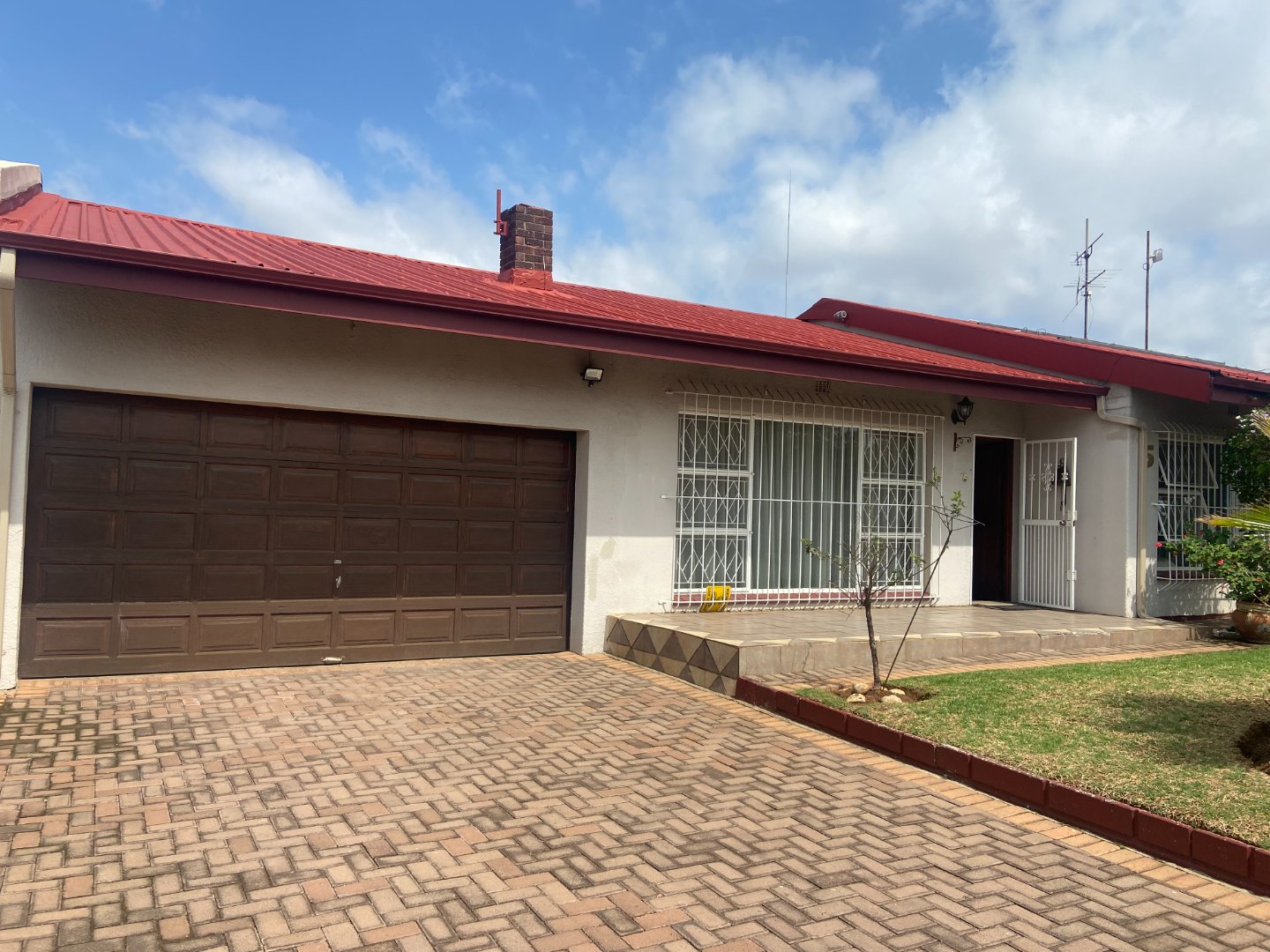 4 Bedroom Property for Sale in Quellerie Park Gauteng