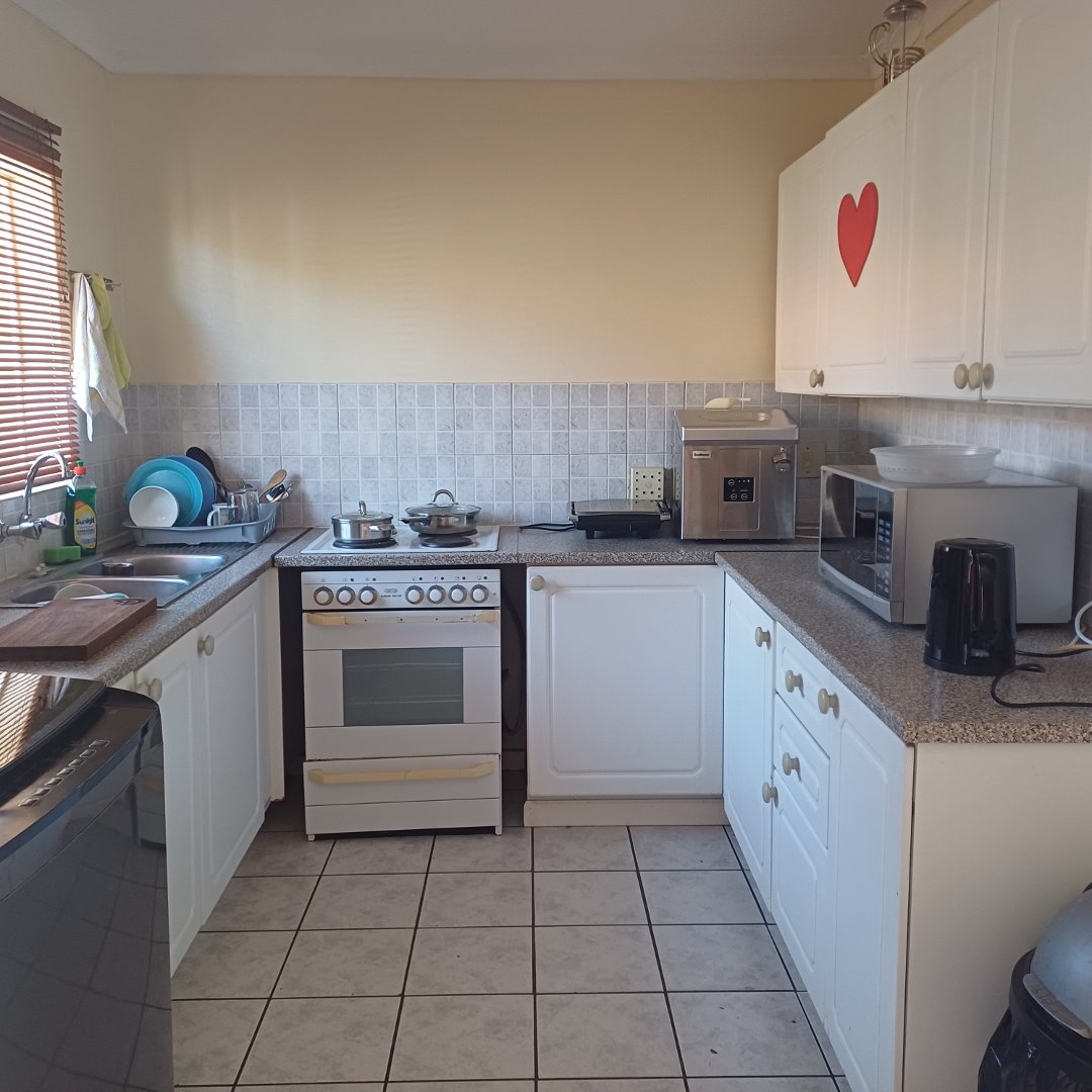 2 Bedroom Property for Sale in Pierre Van Ryneveld Gauteng